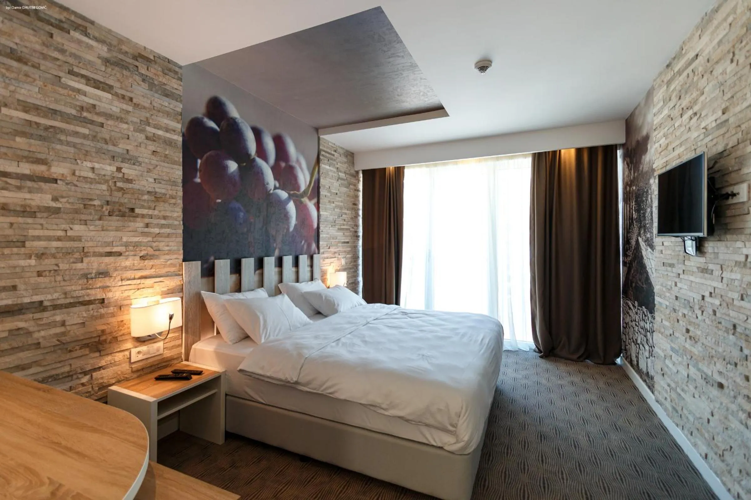 Bedroom, Bed in Hotel Nar