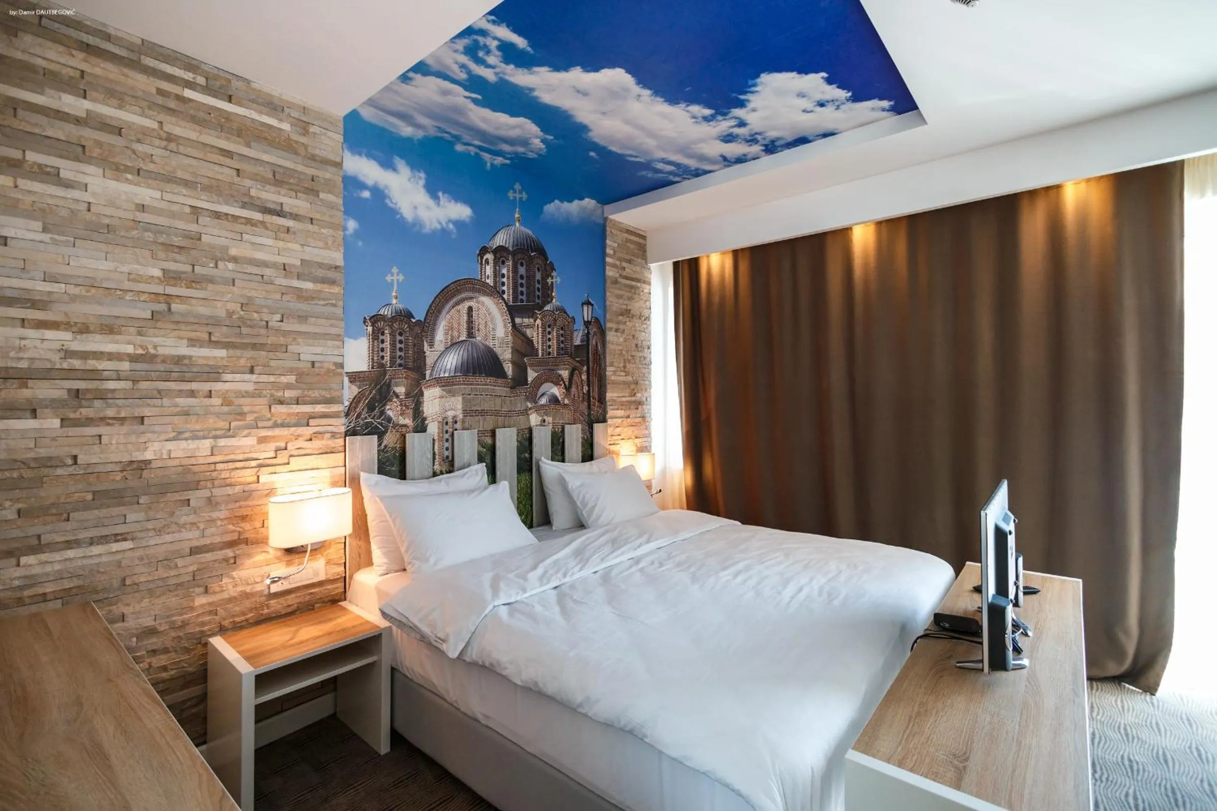 Bedroom, Bed in Hotel Nar