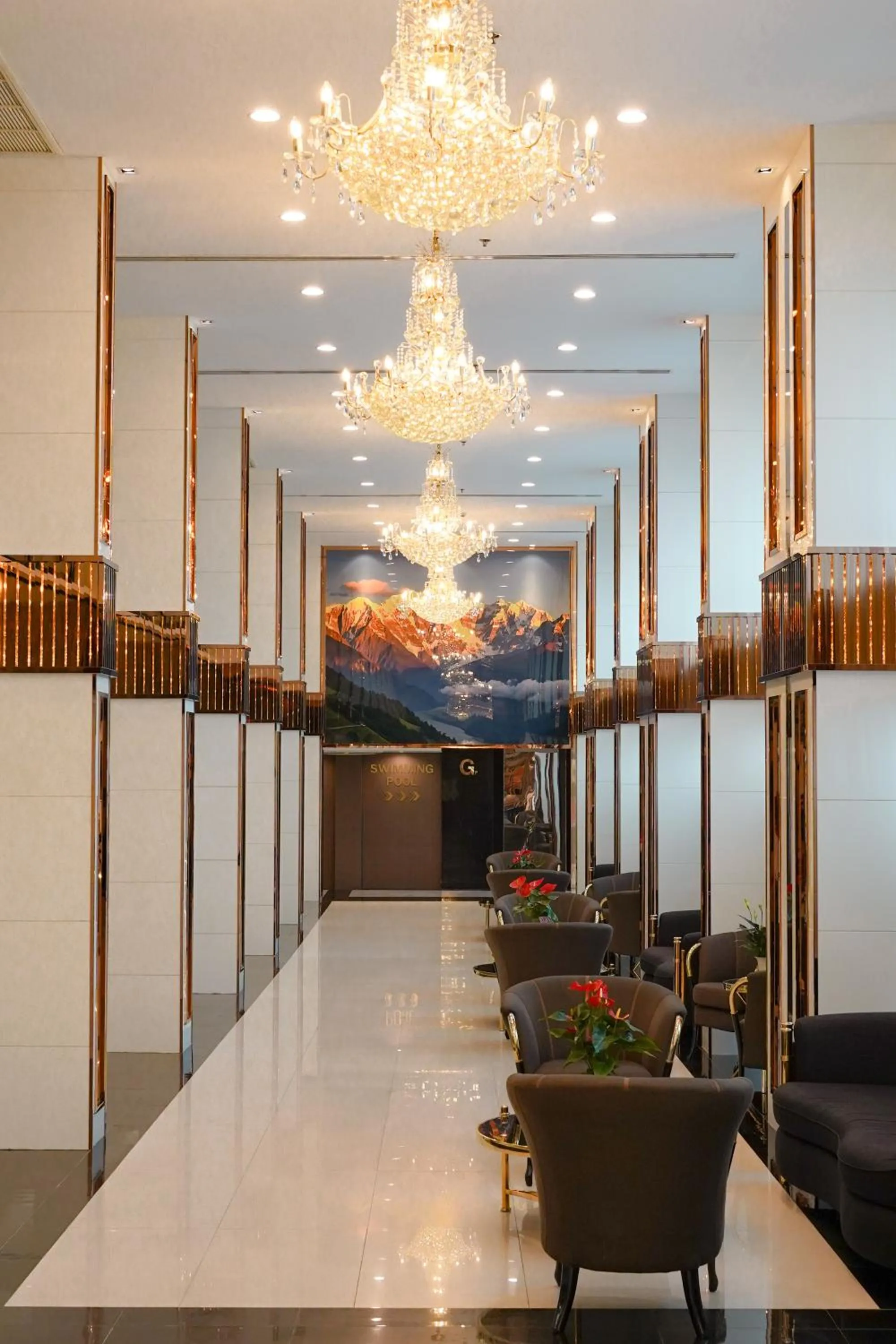 Lobby or reception in Golden Empire Suvarnabhumi Hotel
