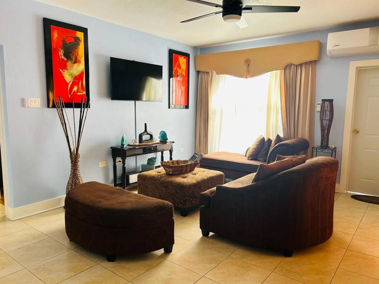 Penthouse On The Ridge