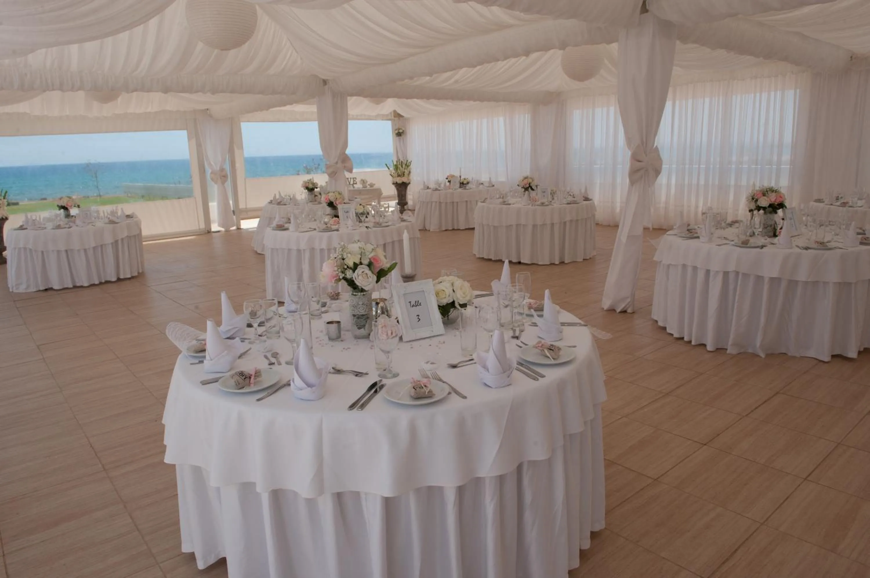 Banquet/Function facilities in Piere - Anne Beach Hotel