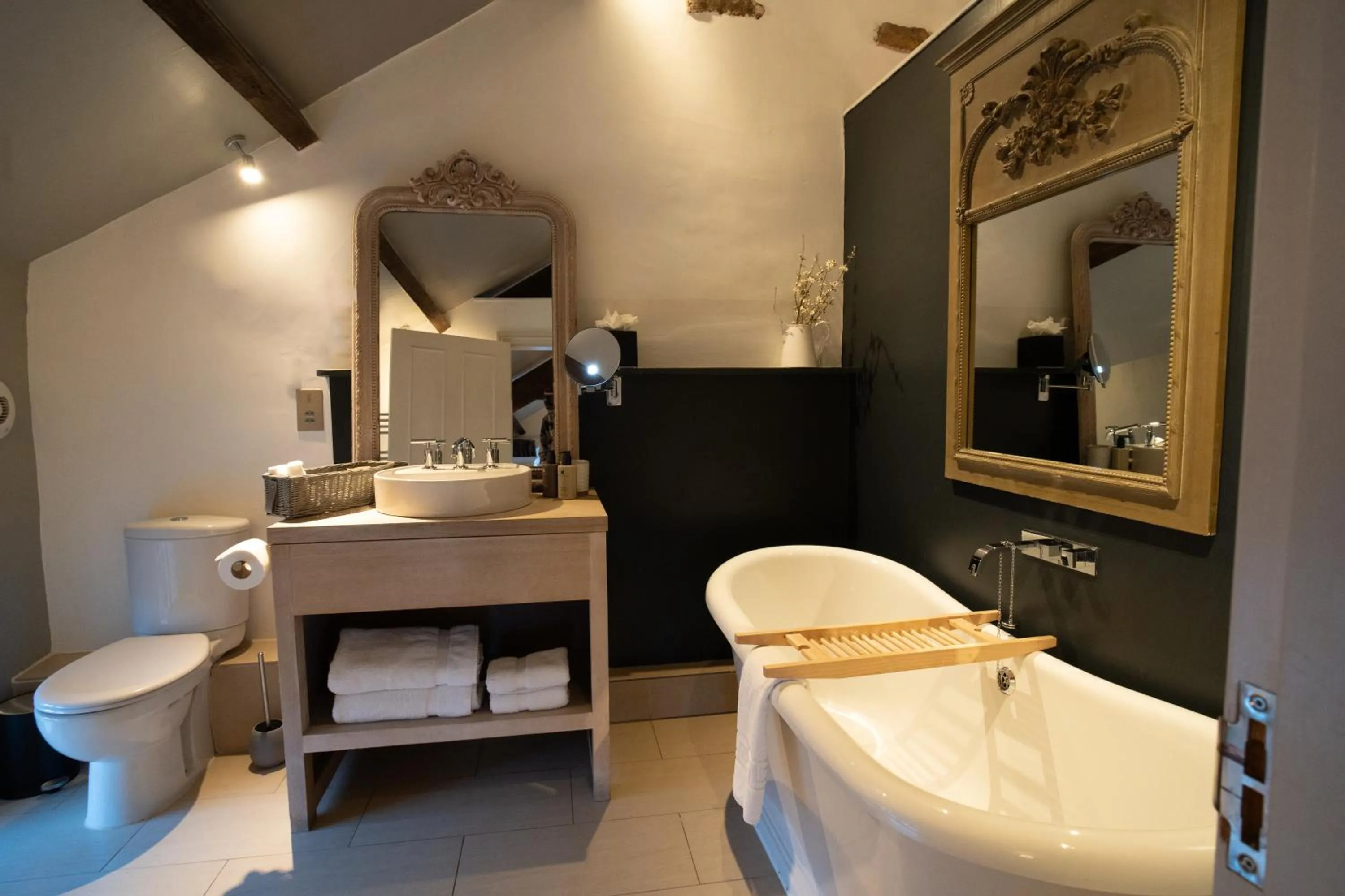 Bathroom in Yorebridge House