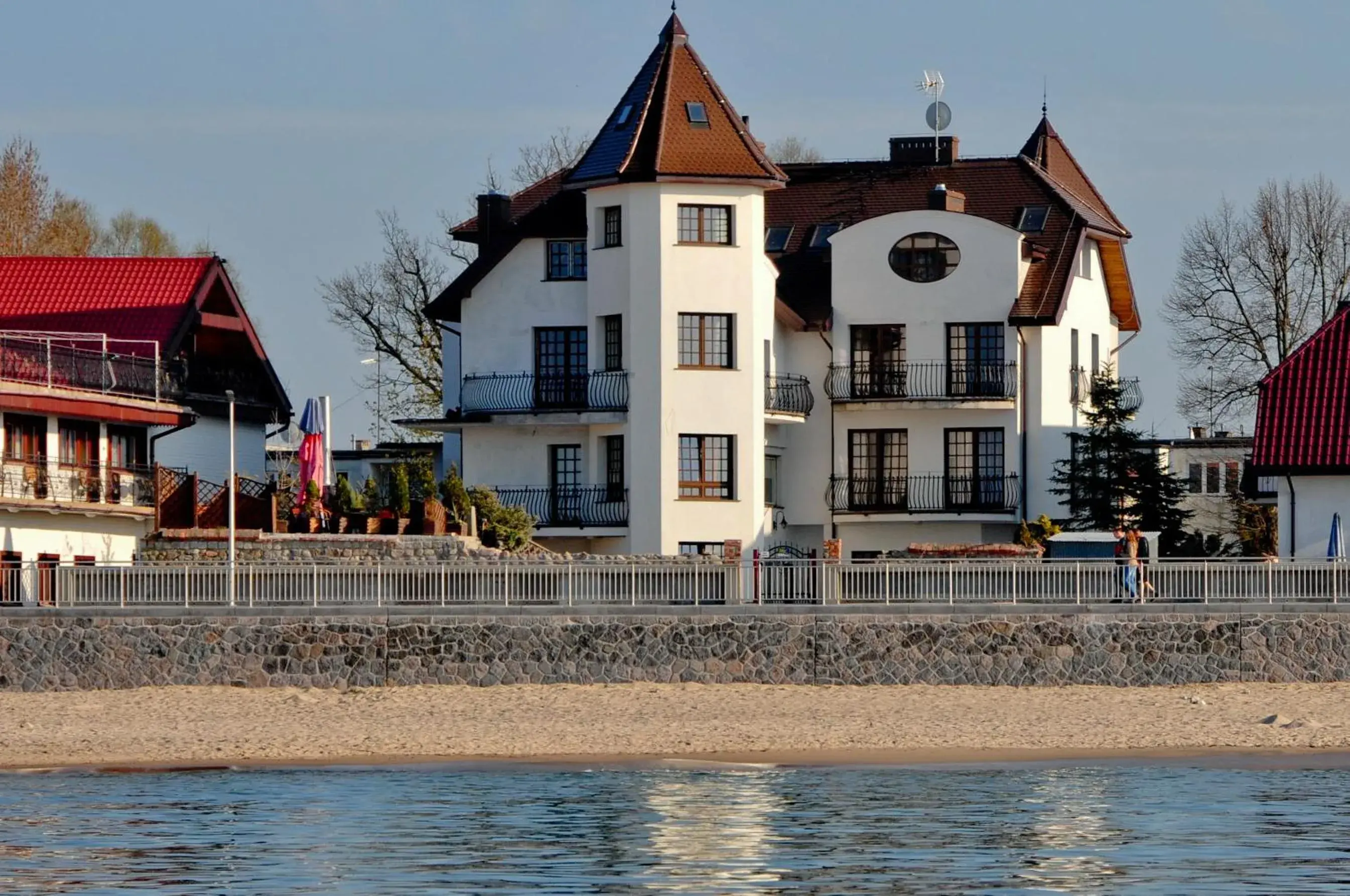 Dom Przy Plaży Dom Przy Plaży