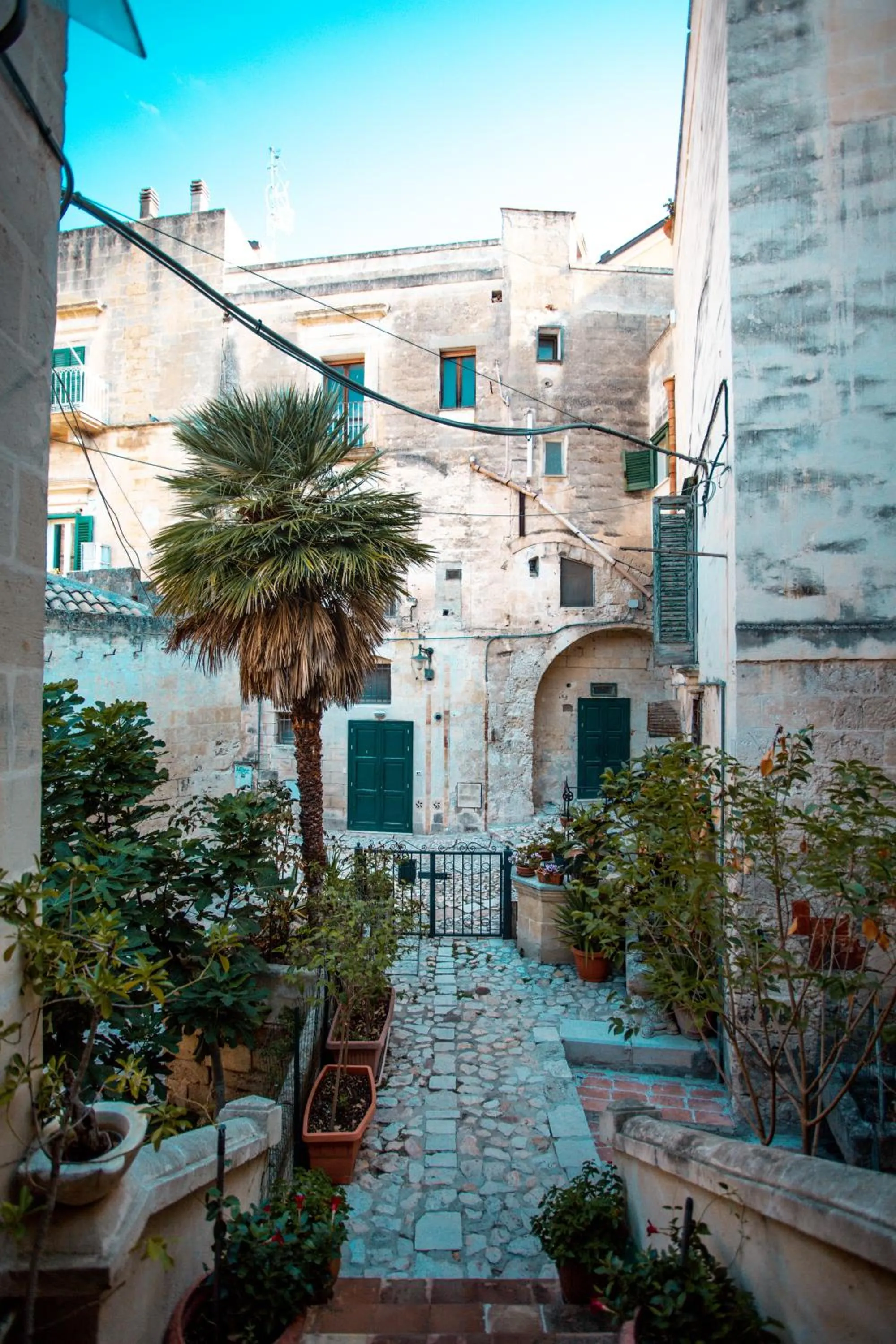 Property building in Donna Lina