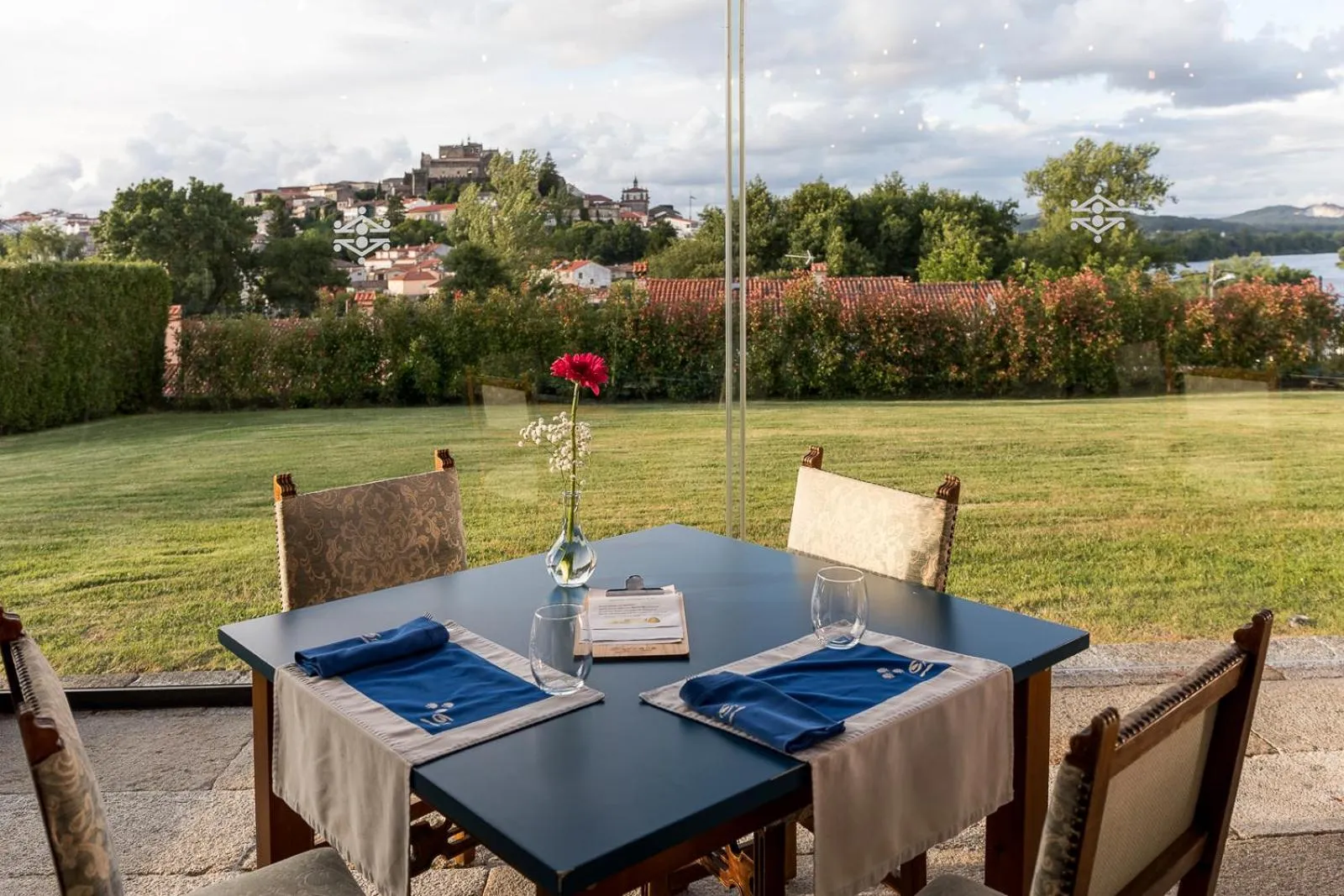 Restaurant/places to eat in Parador de Tui