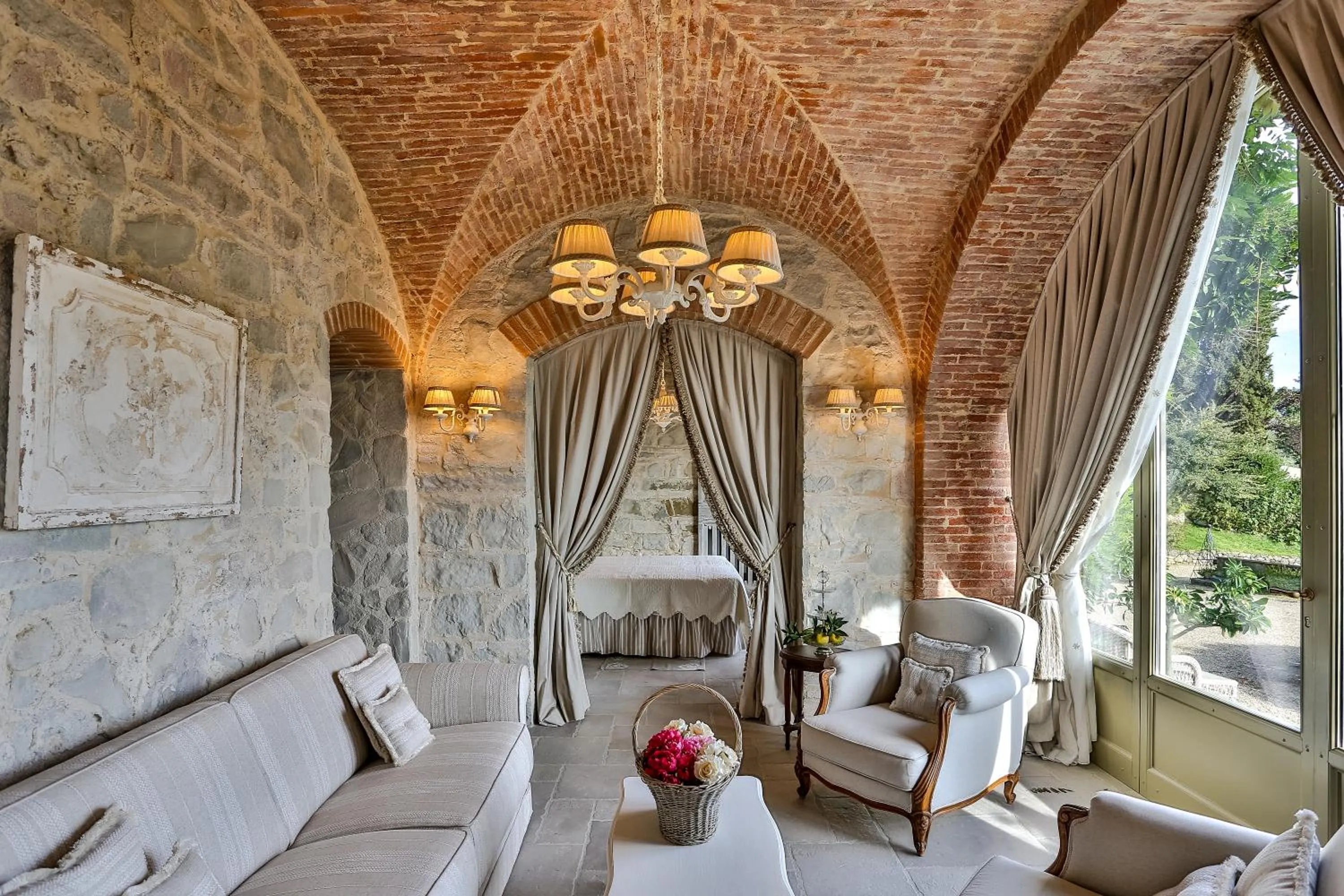 Decorative detail in Villa Le Fontanelle