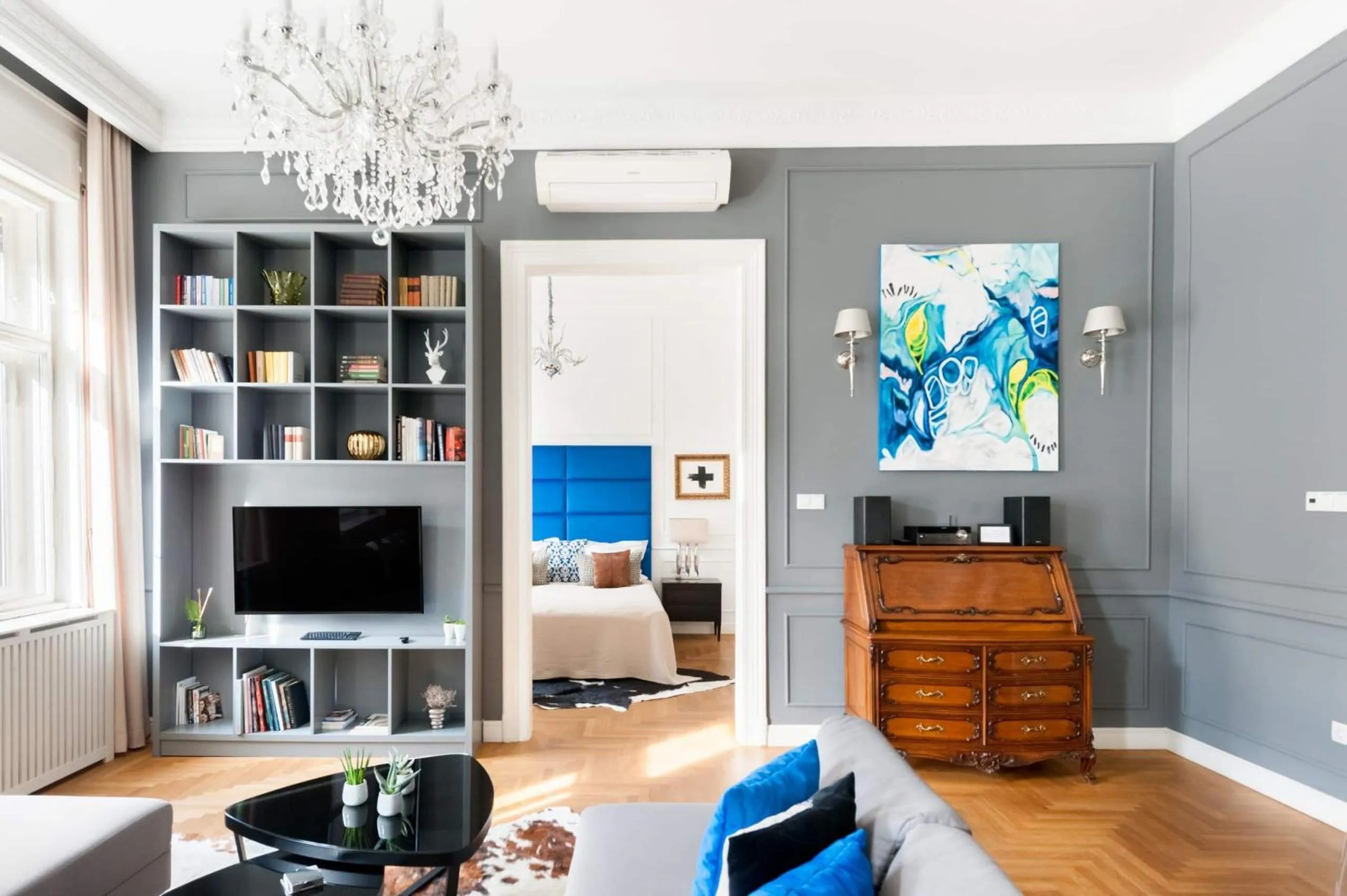 Broadway Residence