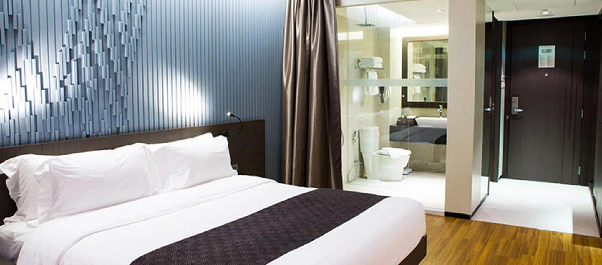 Bed in Best Western S K S Chattogram