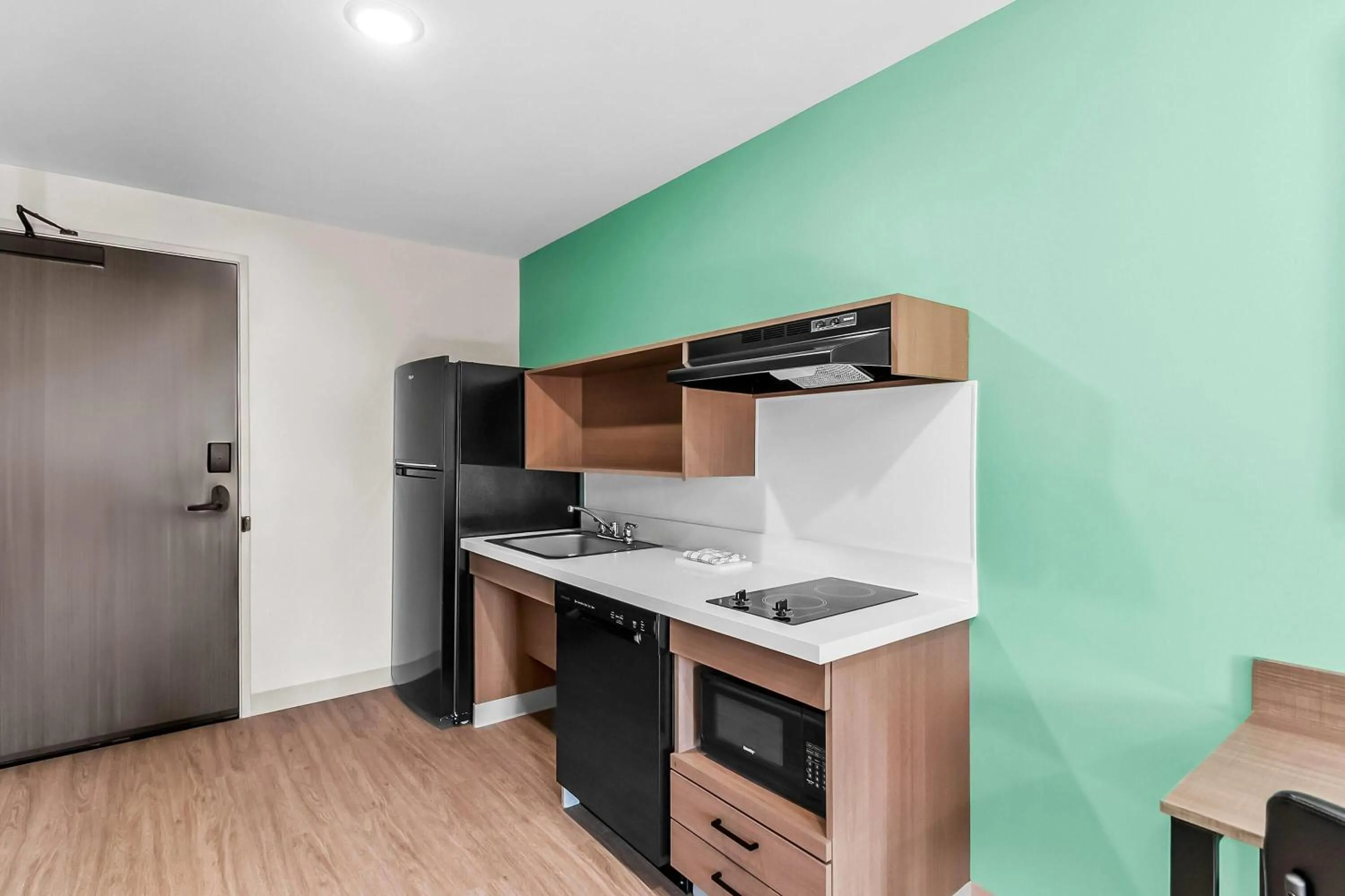 Bed in ECHO Suites Extended Stay by Wyndham Sterling