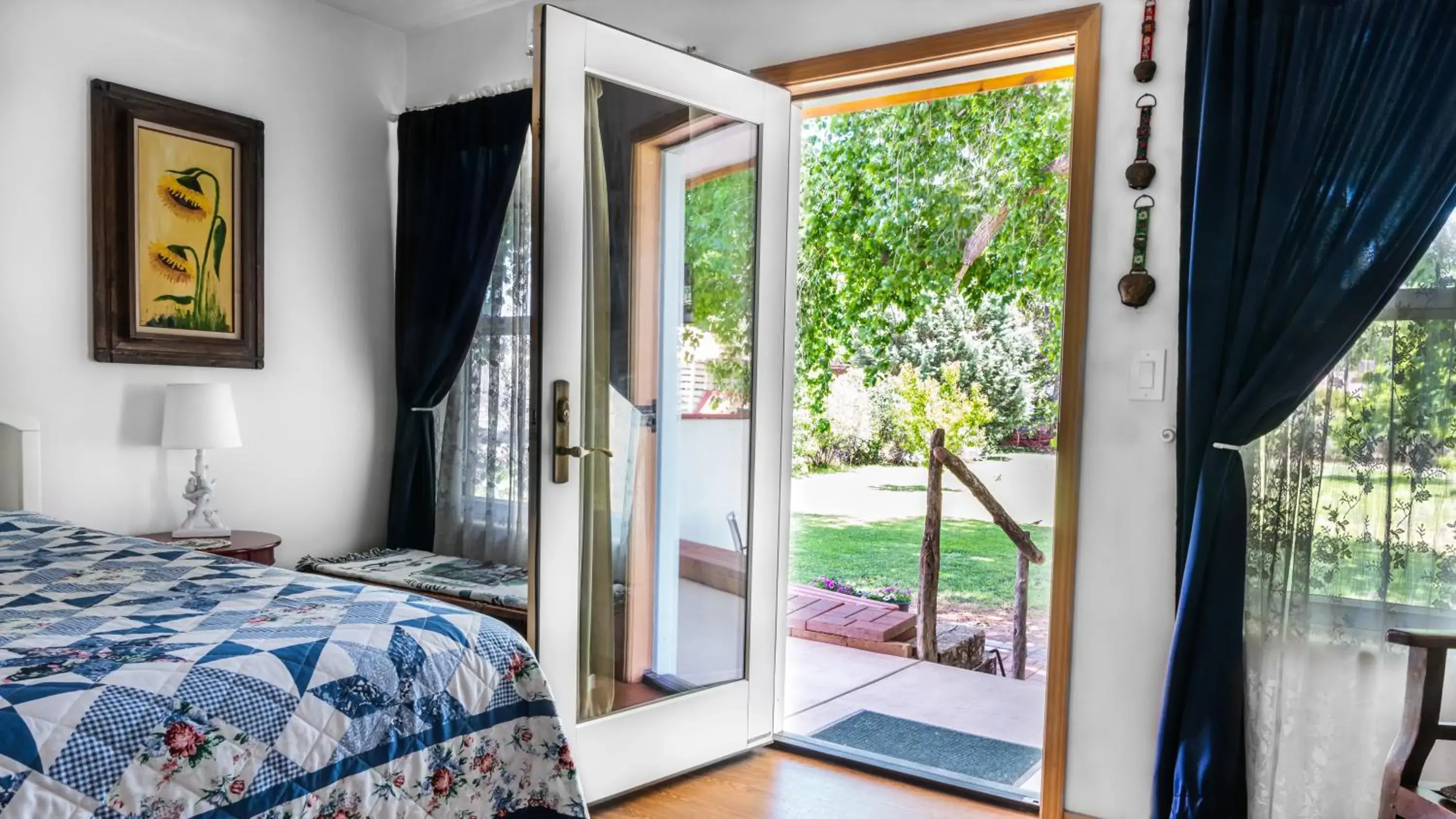 View (from property/room), Bed in Red Horse Bed and Breakfast View (from property/room), Bed in Red Horse Bed and Breakfast