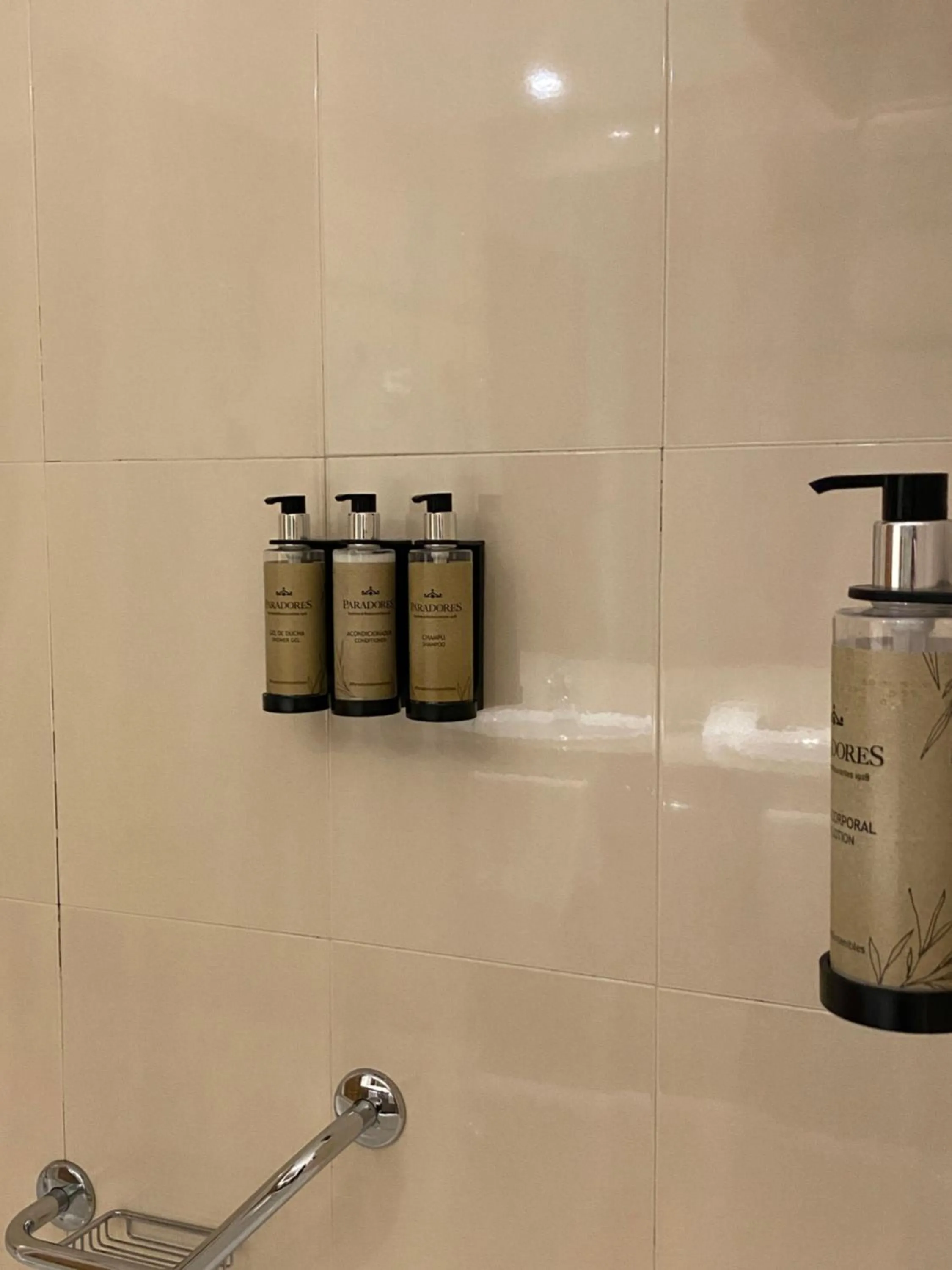 Bathroom in Parador de Vilalba