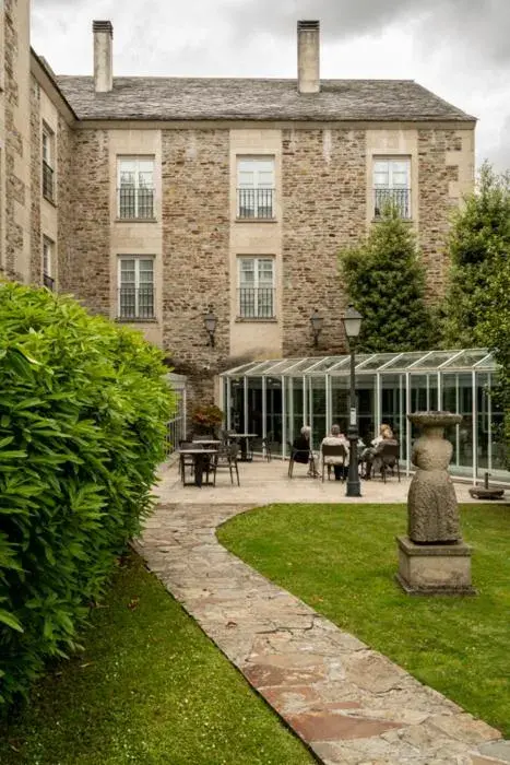 Property building in Parador de Vilalba Property building in Parador de Vilalba