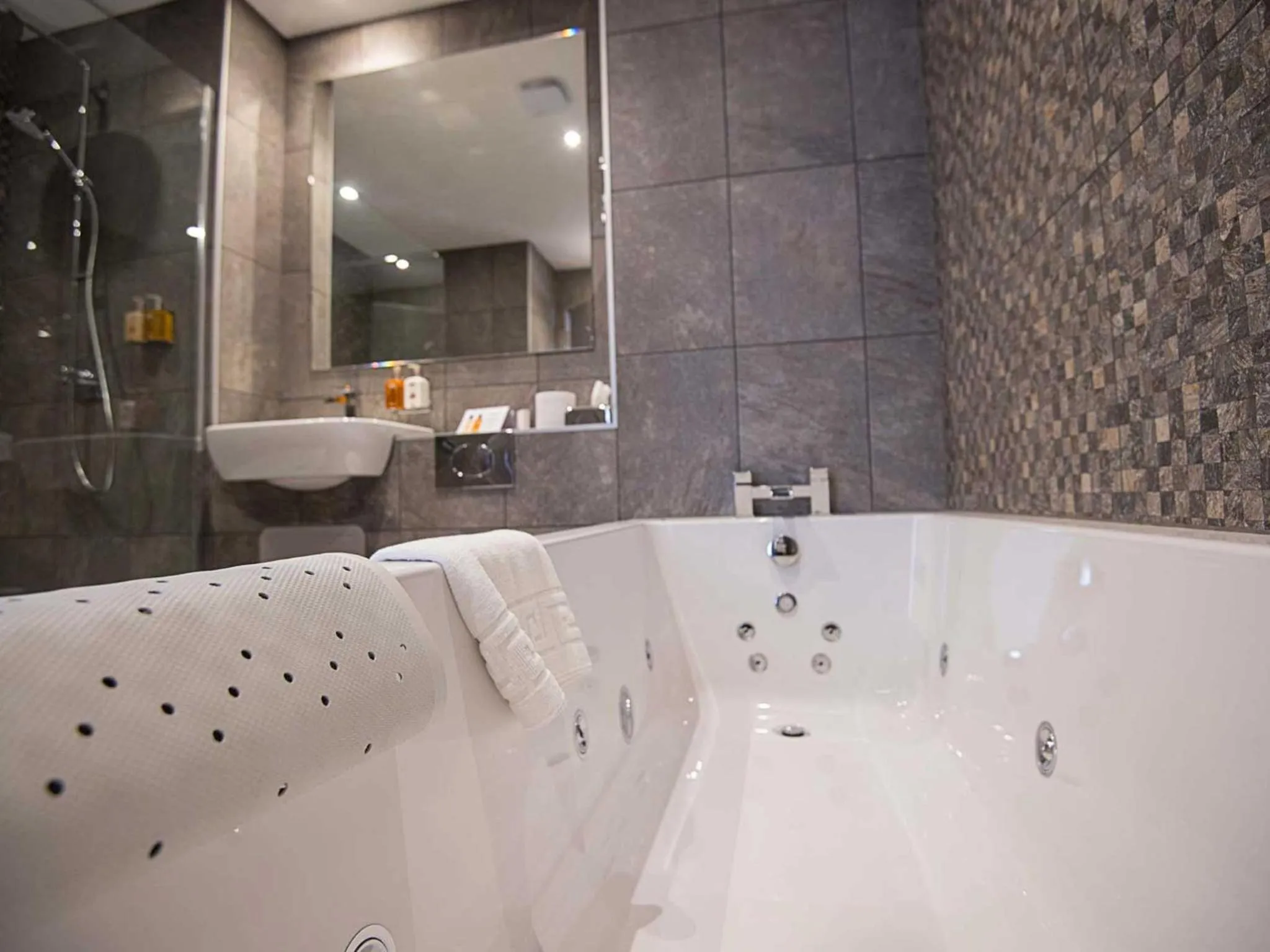 Bathroom in The Waterside Hotel