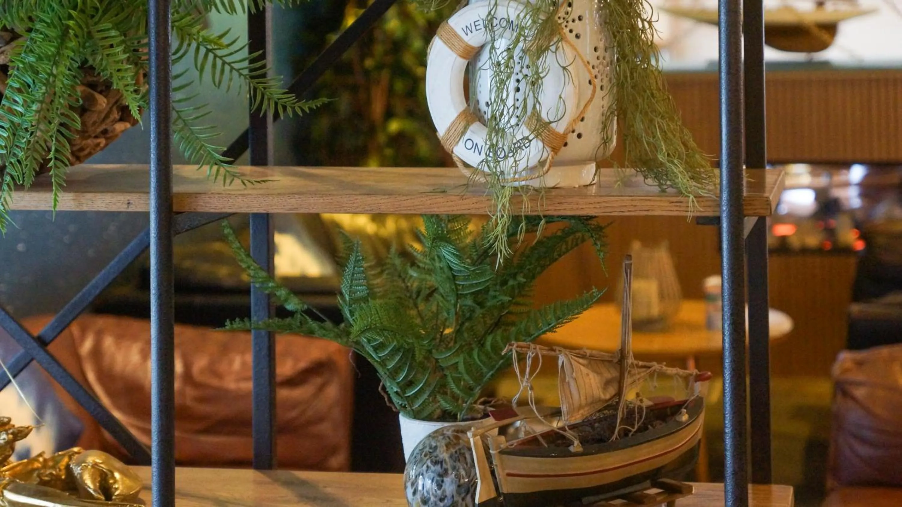 Restaurant/places to eat in The Waterside Hotel & Spa