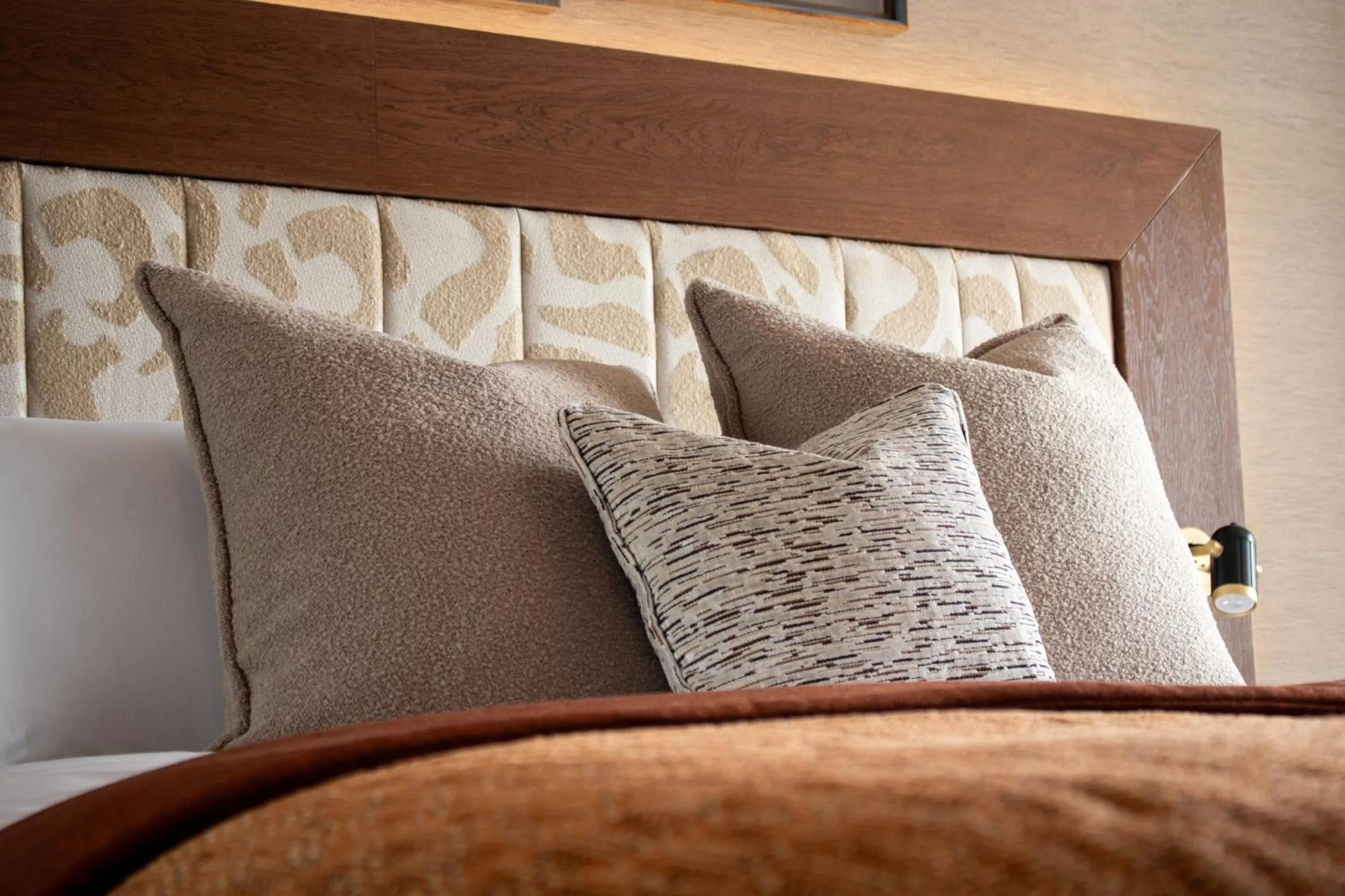 Bed in The Waterside Hotel