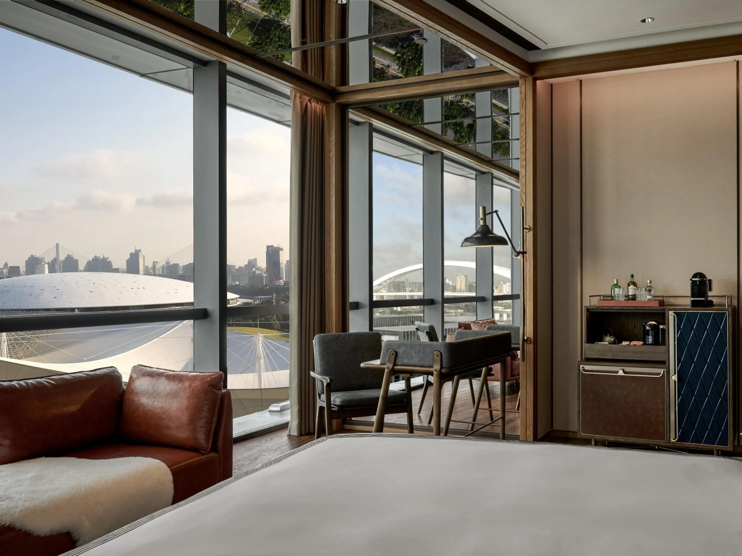 River view, Bed in Thompson Shanghai Expo