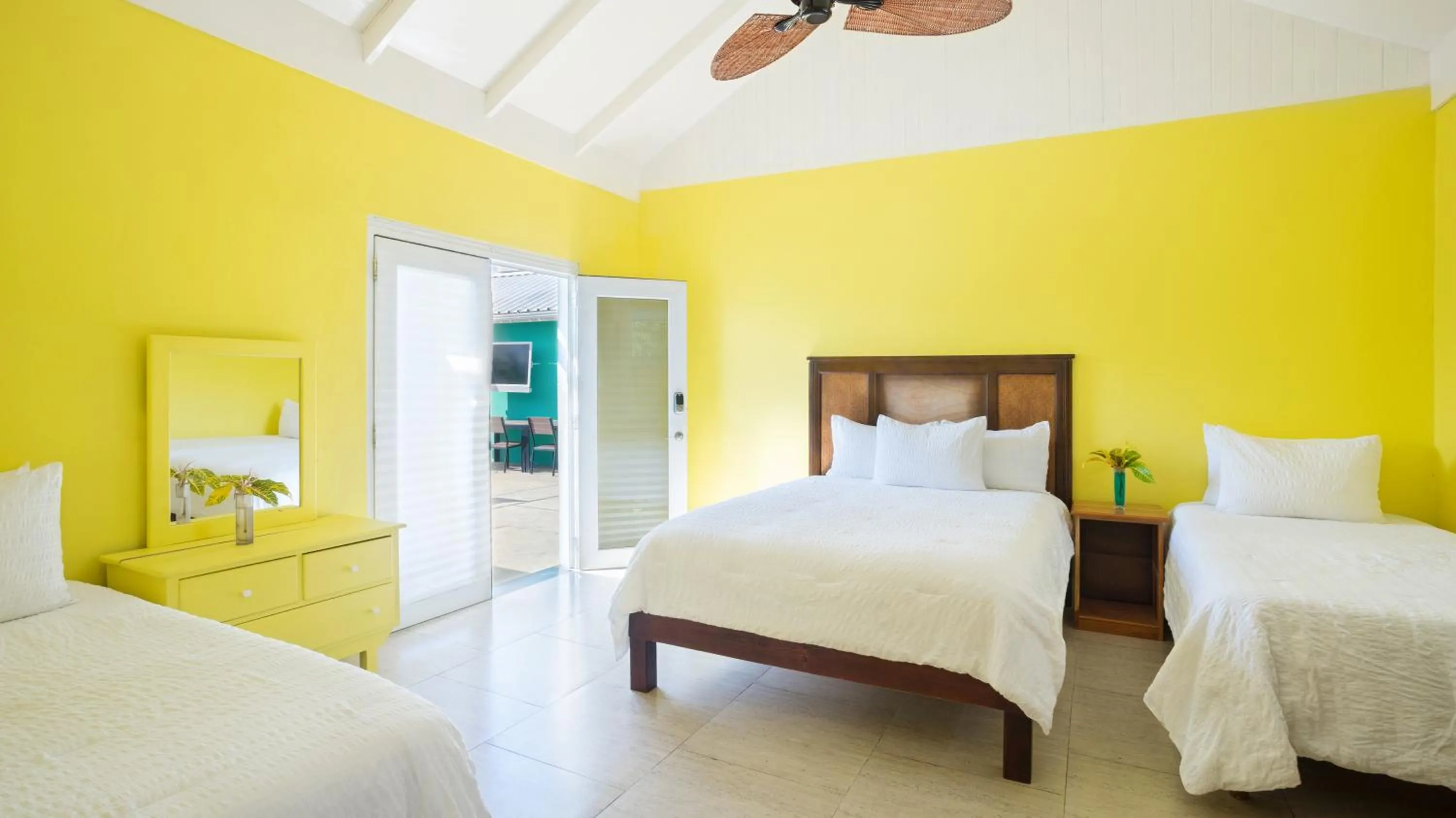 Photo of the whole room in Luna Sea Inn