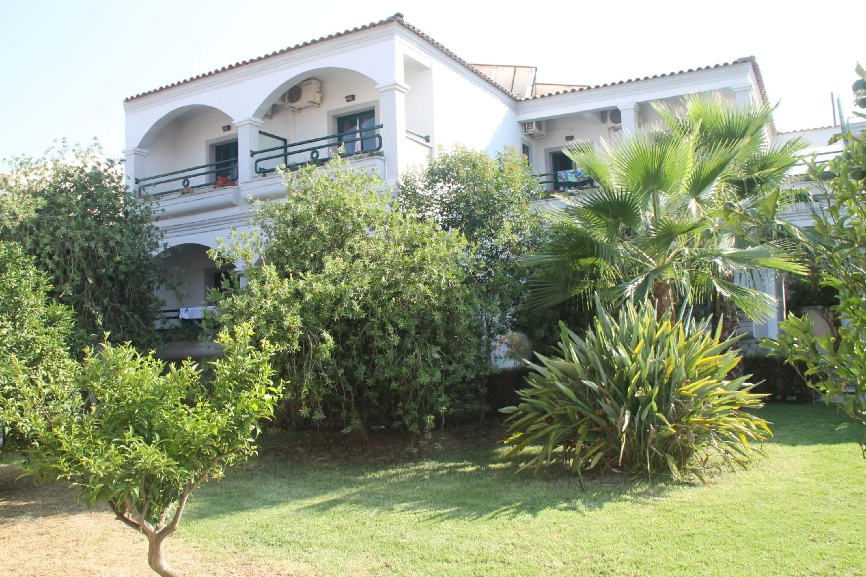 Garden in Ammos Apartments