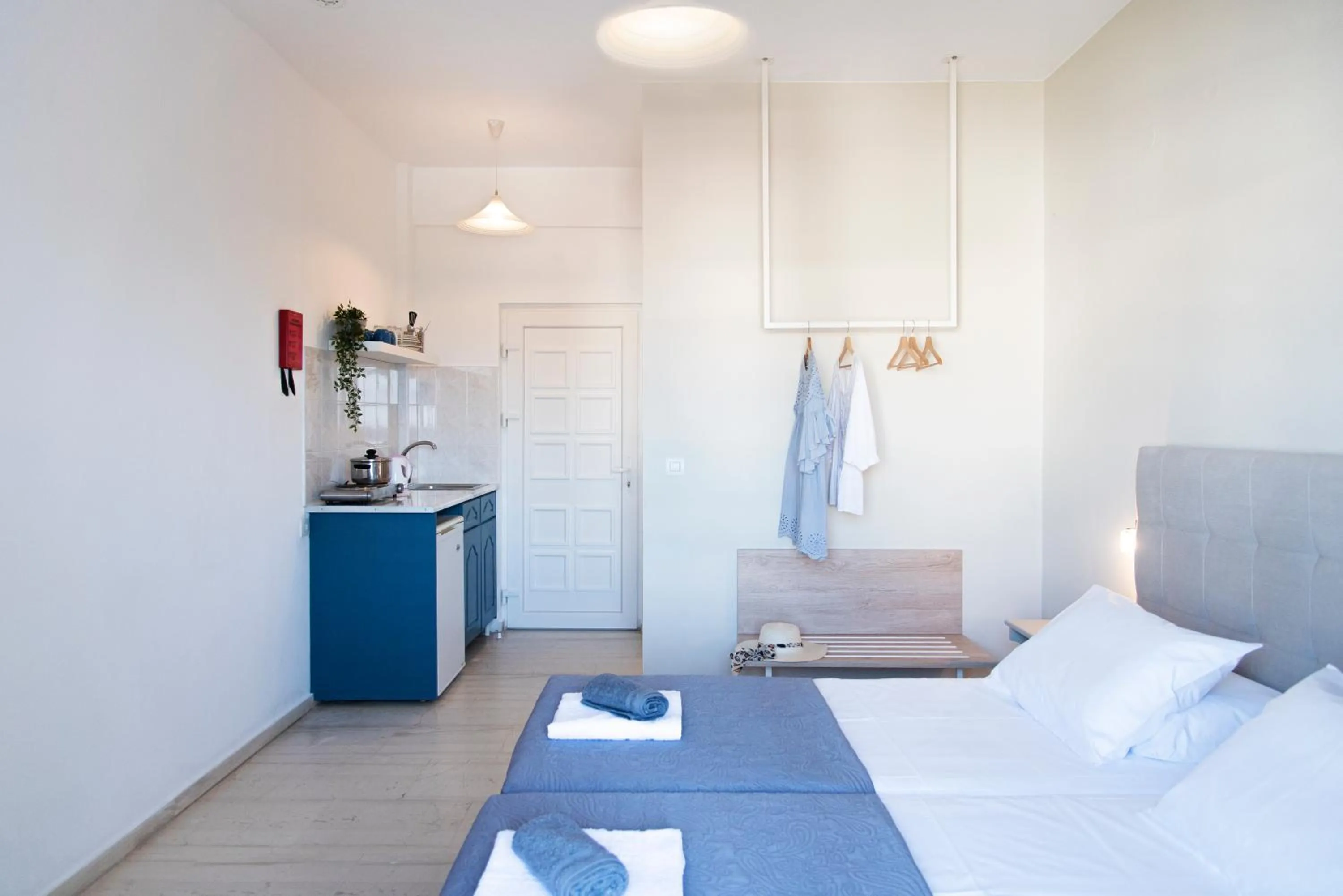Kitchen or kitchenette, Bed in Ammos Apartments