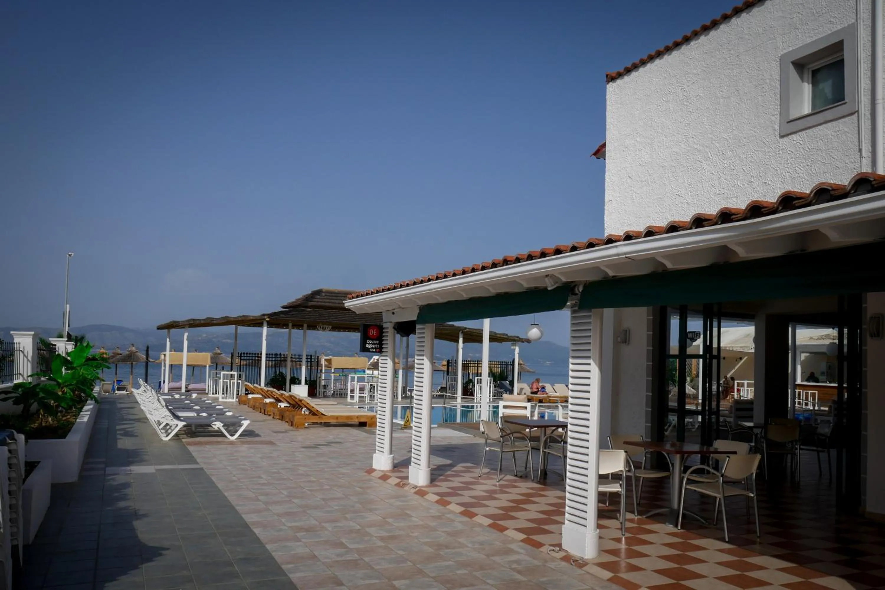 Restaurant/places to eat in Ammos Apartments