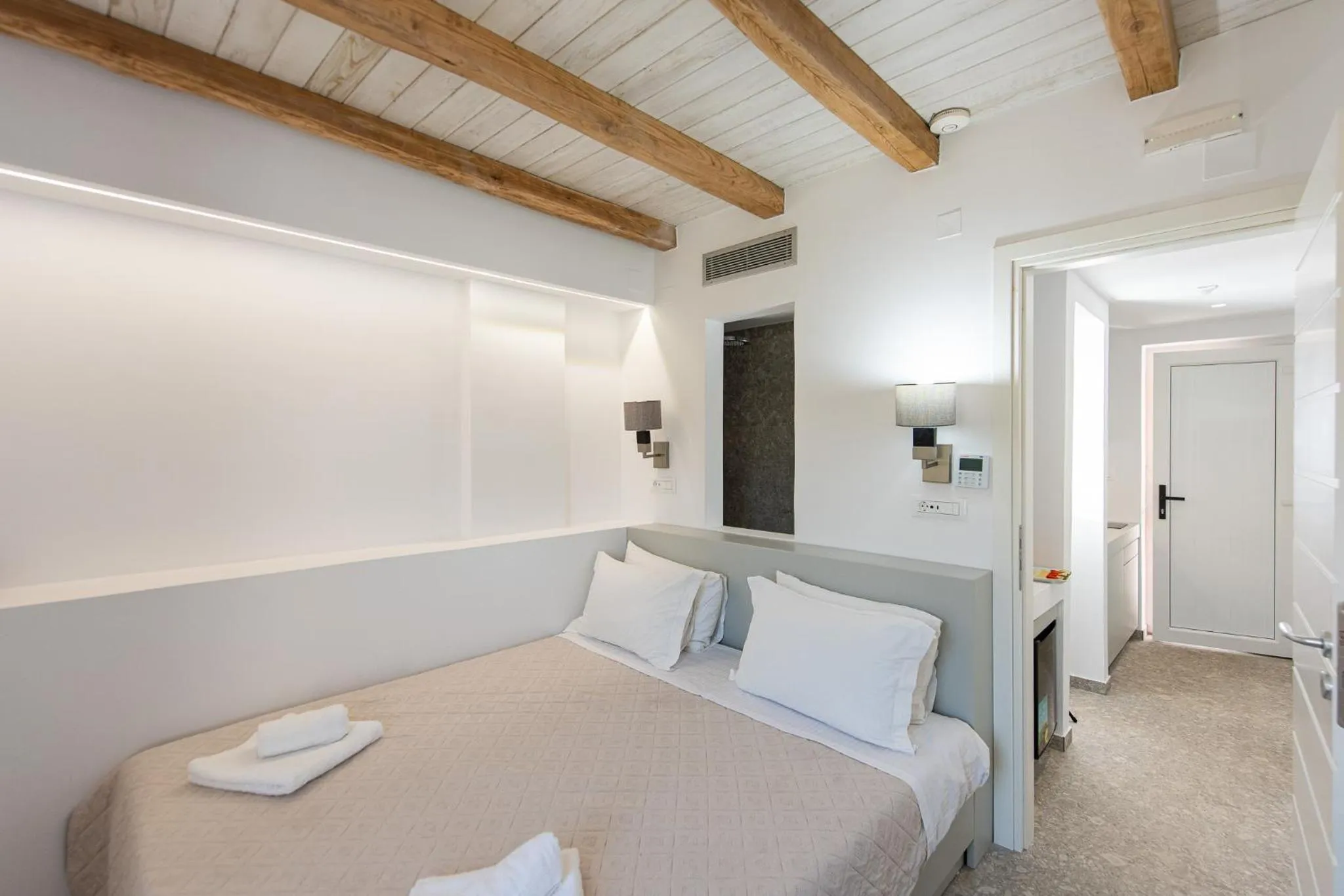 Bed in Lameriana Luxury Village