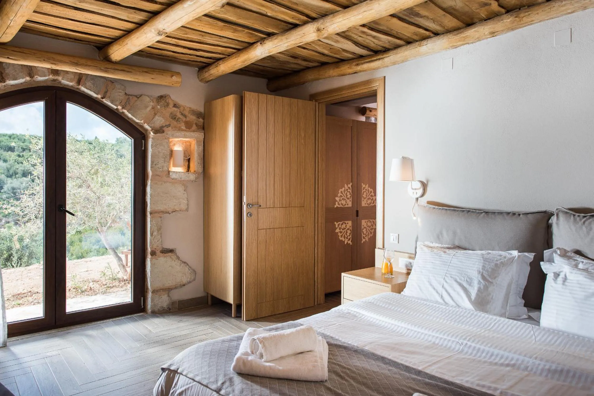 Bed in Lameriana Luxury Village