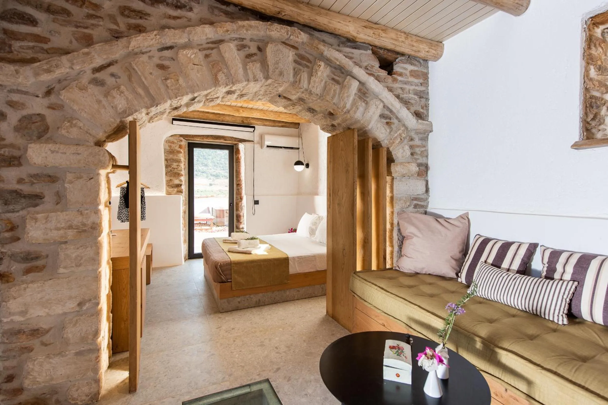 Bed in Lameriana Luxury Village