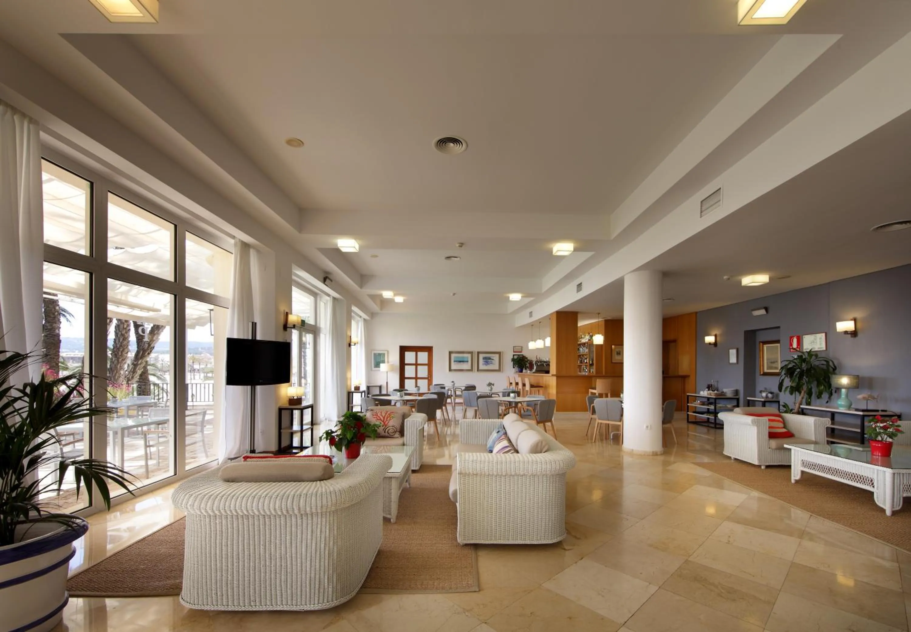Lobby or reception in Parador de Jávea