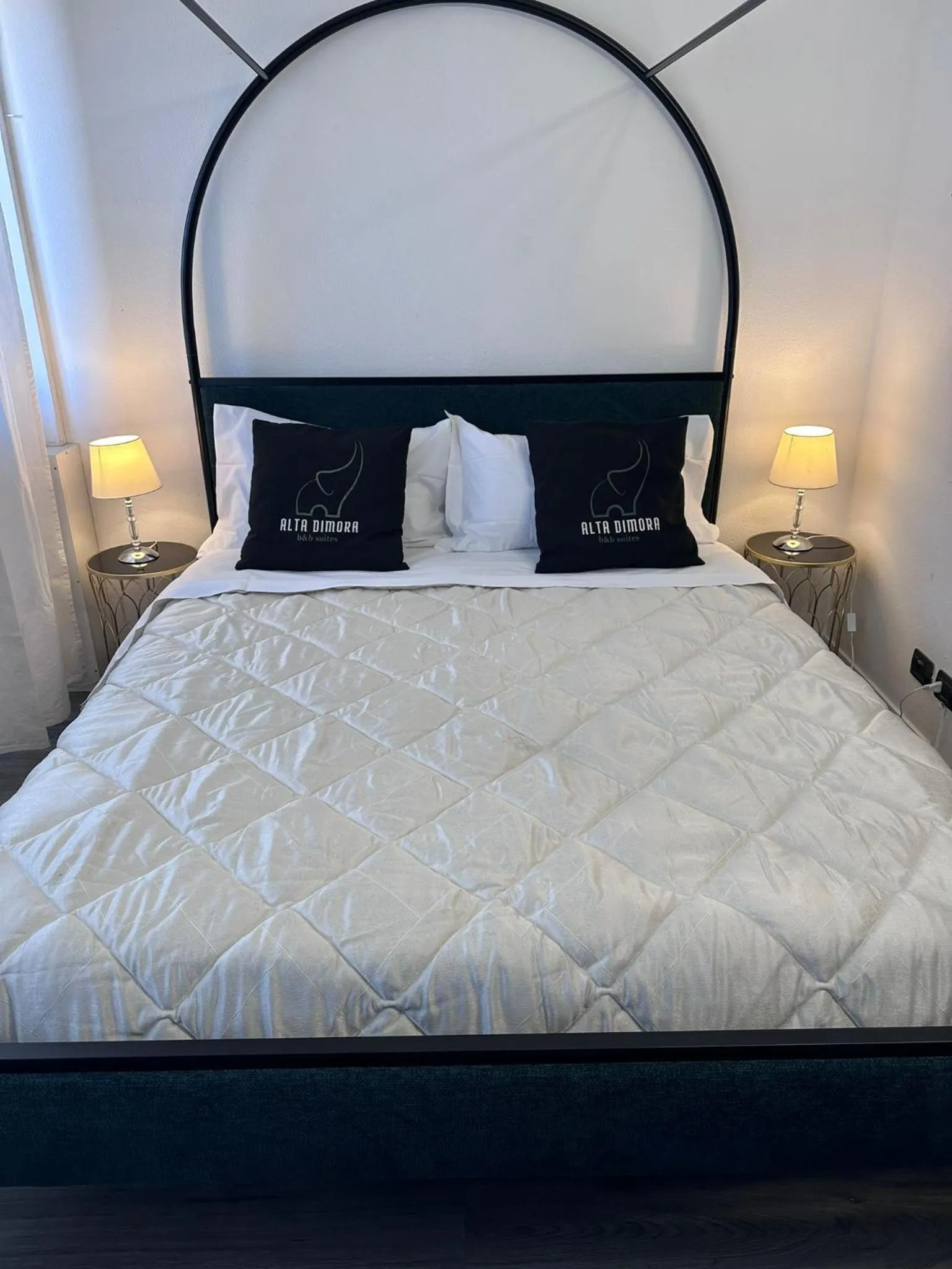 Bed in Alta Dimora b&b suites