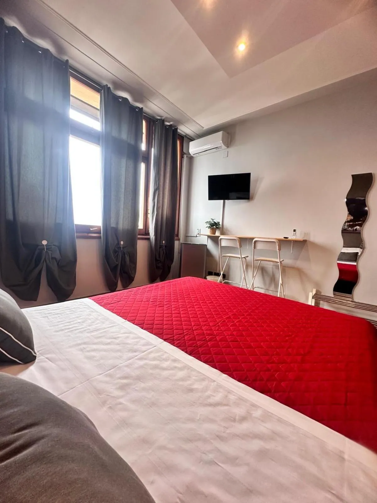 Bed in Alta Dimora b&b suites