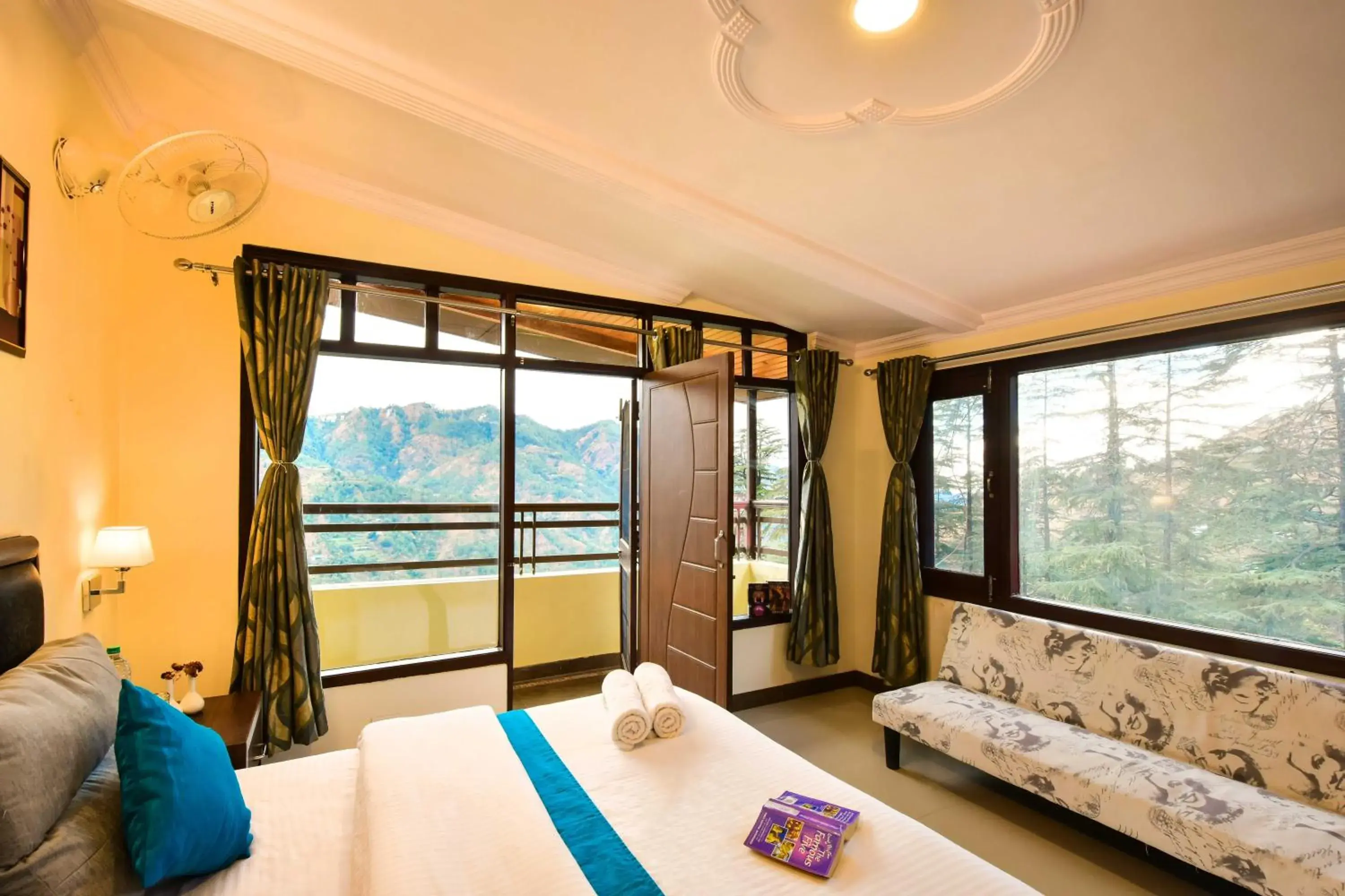 Bed in Zostel Homes Mashobra, Shimla Bed in Zostel Homes Mashobra, Shimla