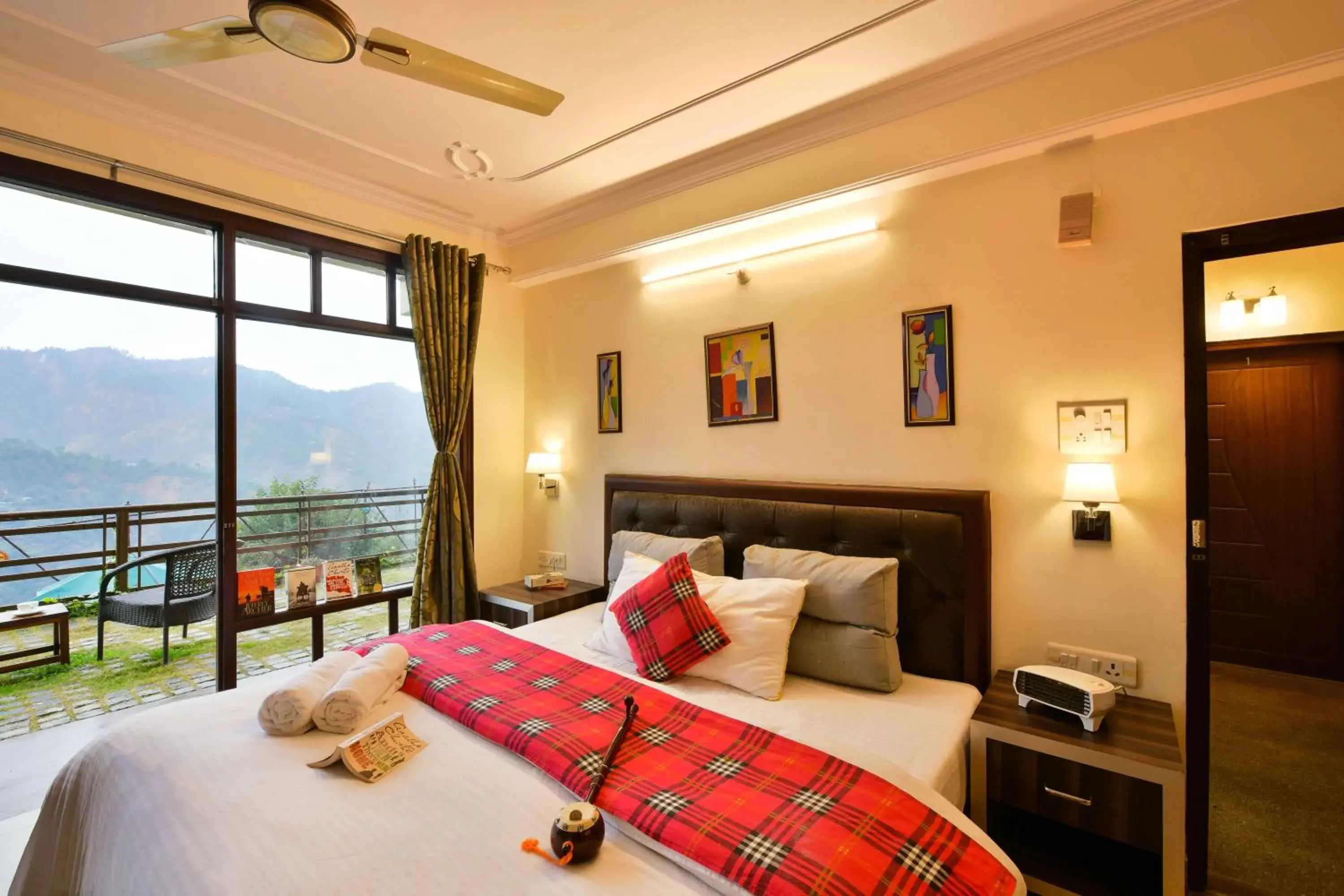 Bed in Zostel Homes Mashobra (Shimla) Bed in Zostel Homes Mashobra (Shimla)