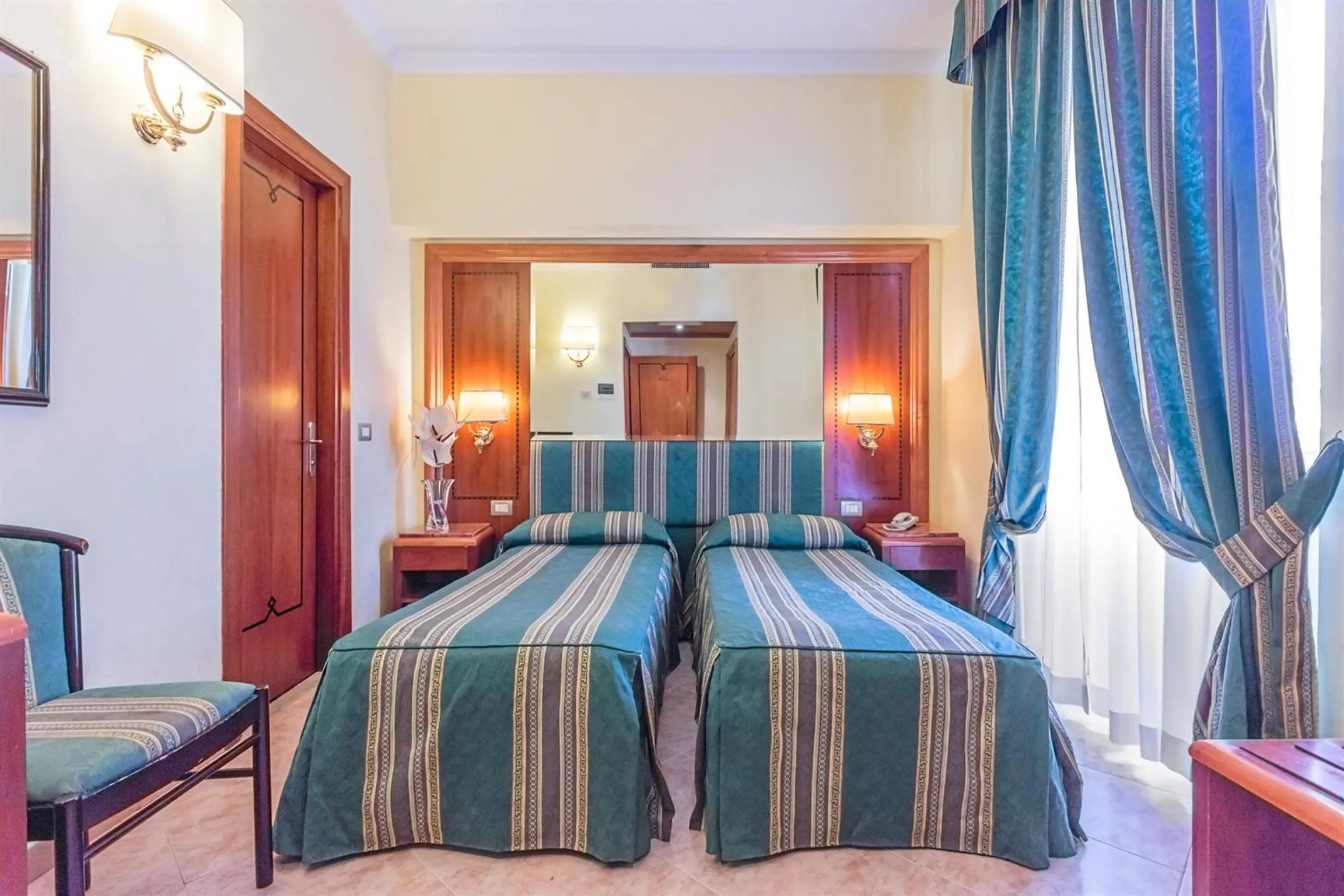 Bedroom, Bed in Raeli Hotel Lazio