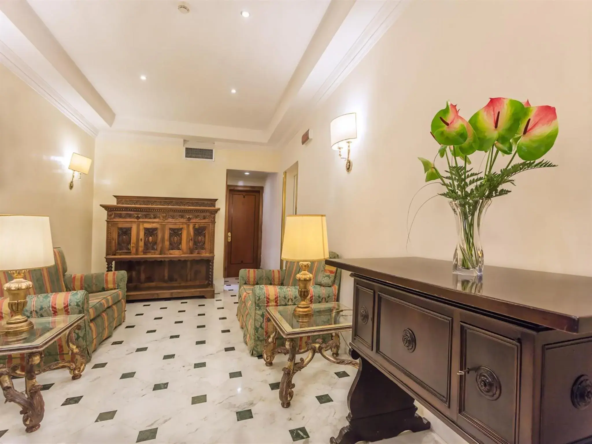 Lobby or reception in Raeli Hotel Lazio Lobby or reception in Raeli Hotel Lazio