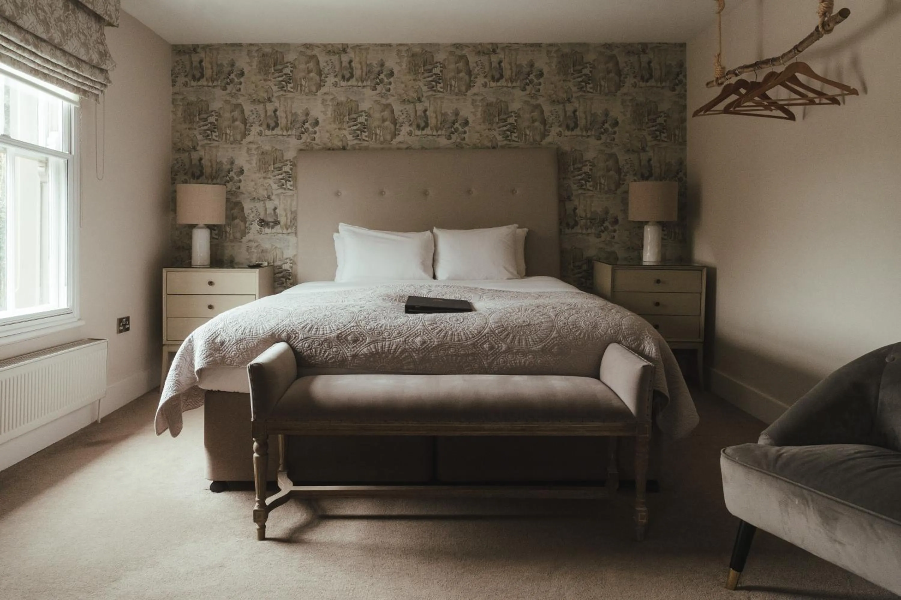 Bedroom, Bed in Winemaker's Pub