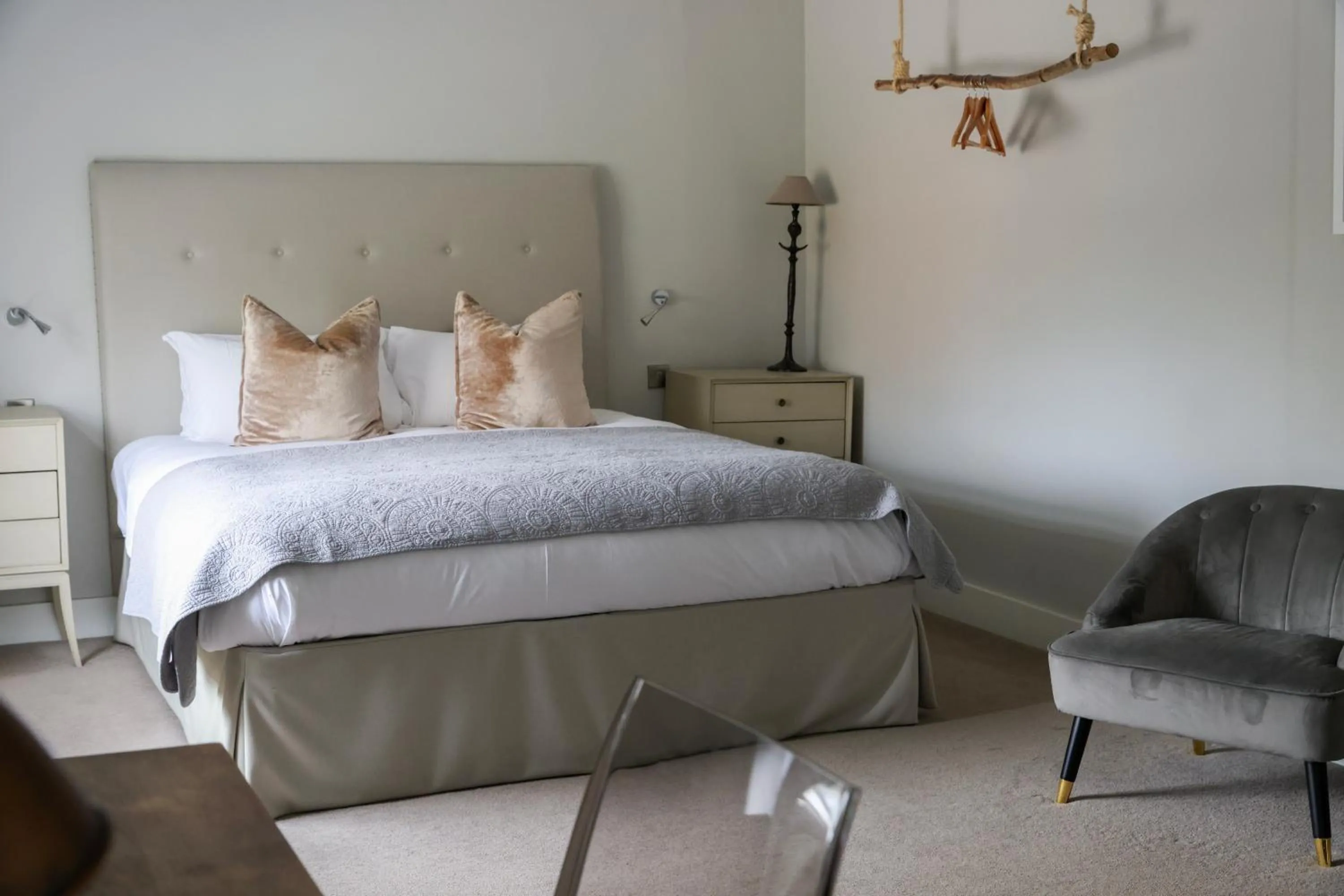 Bedroom, Bed in The Goudhurst Inn