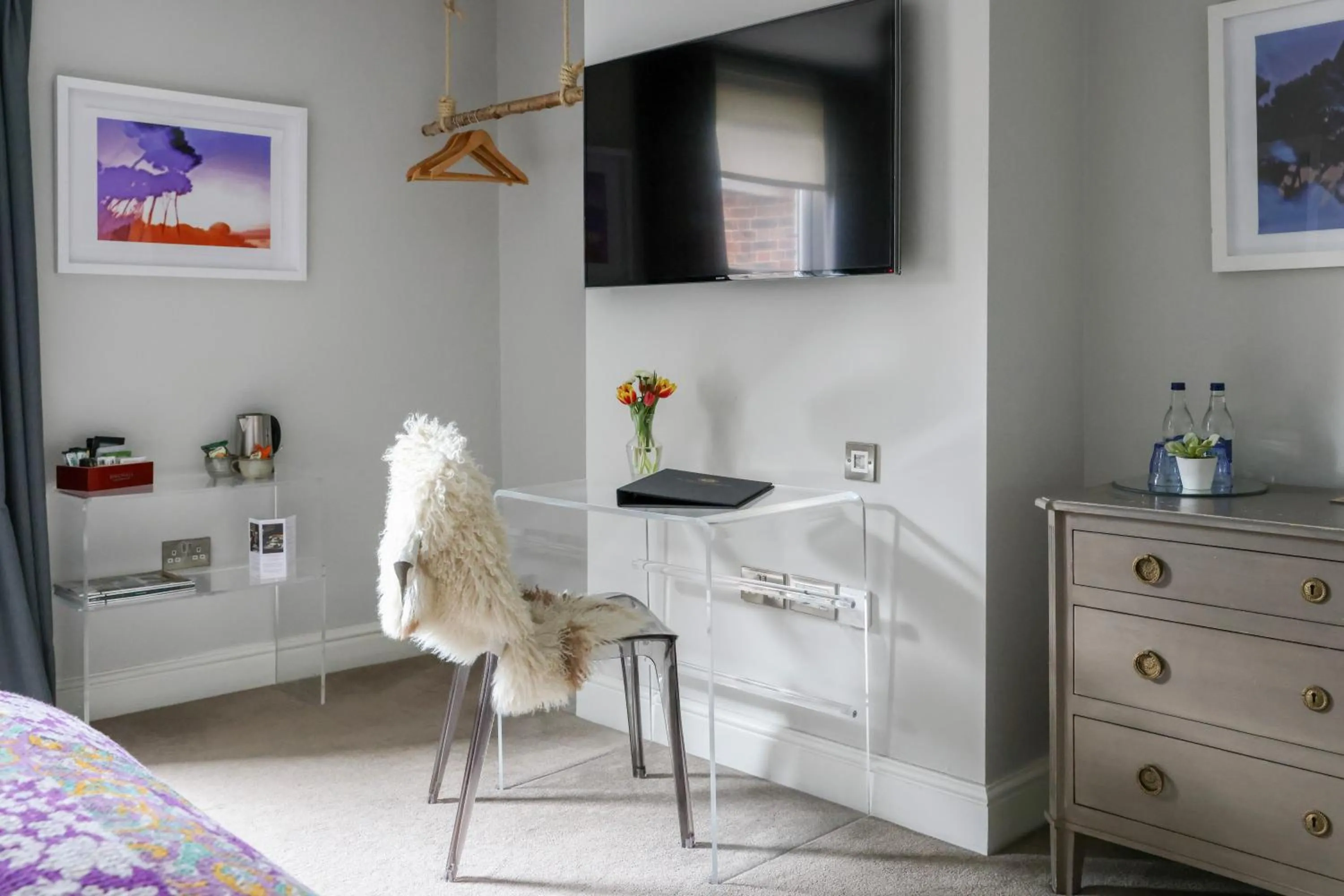 Bedroom, Bed in The Goudhurst Inn