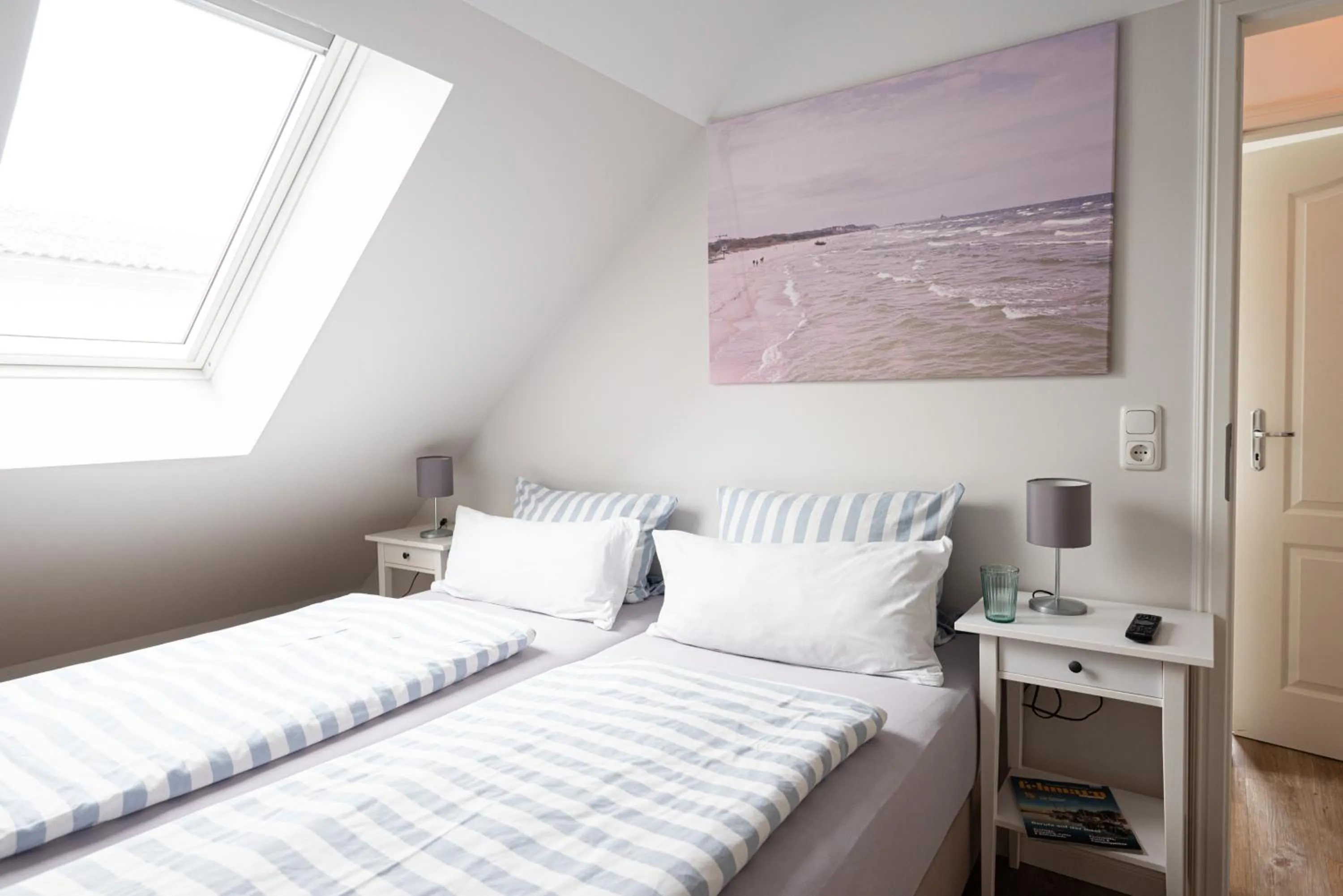 Bed in Hotel & Ferienunterkünfte Hus Seeblick