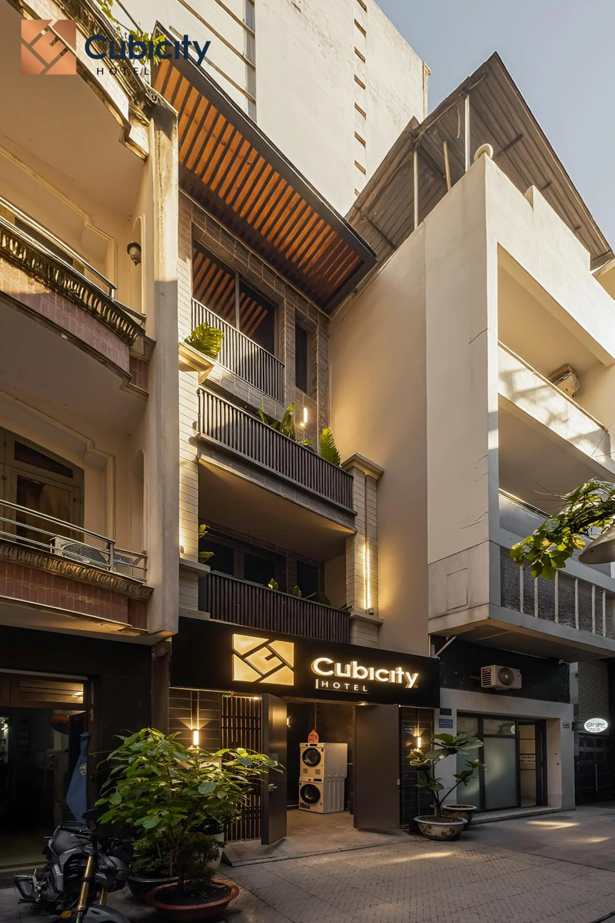 Property building in Cubicity Pho Duc Chinh