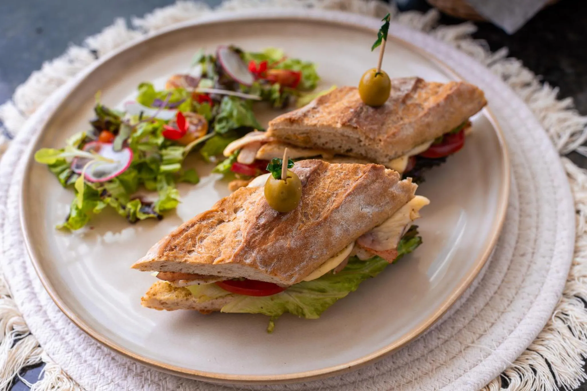 Restaurant/places to eat in Hotel Casa Hipil