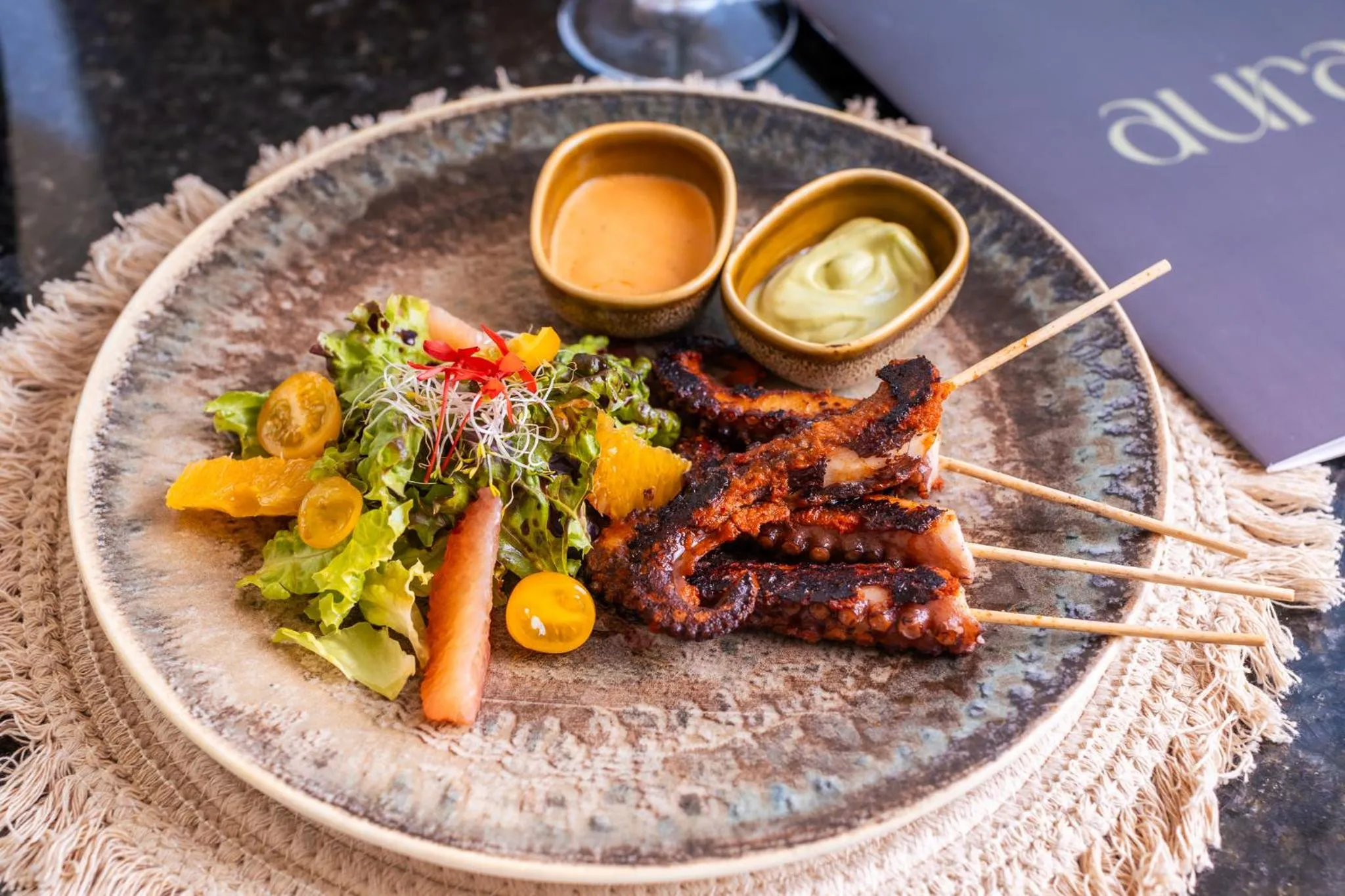 Restaurant/places to eat in Hotel Casa Hipil