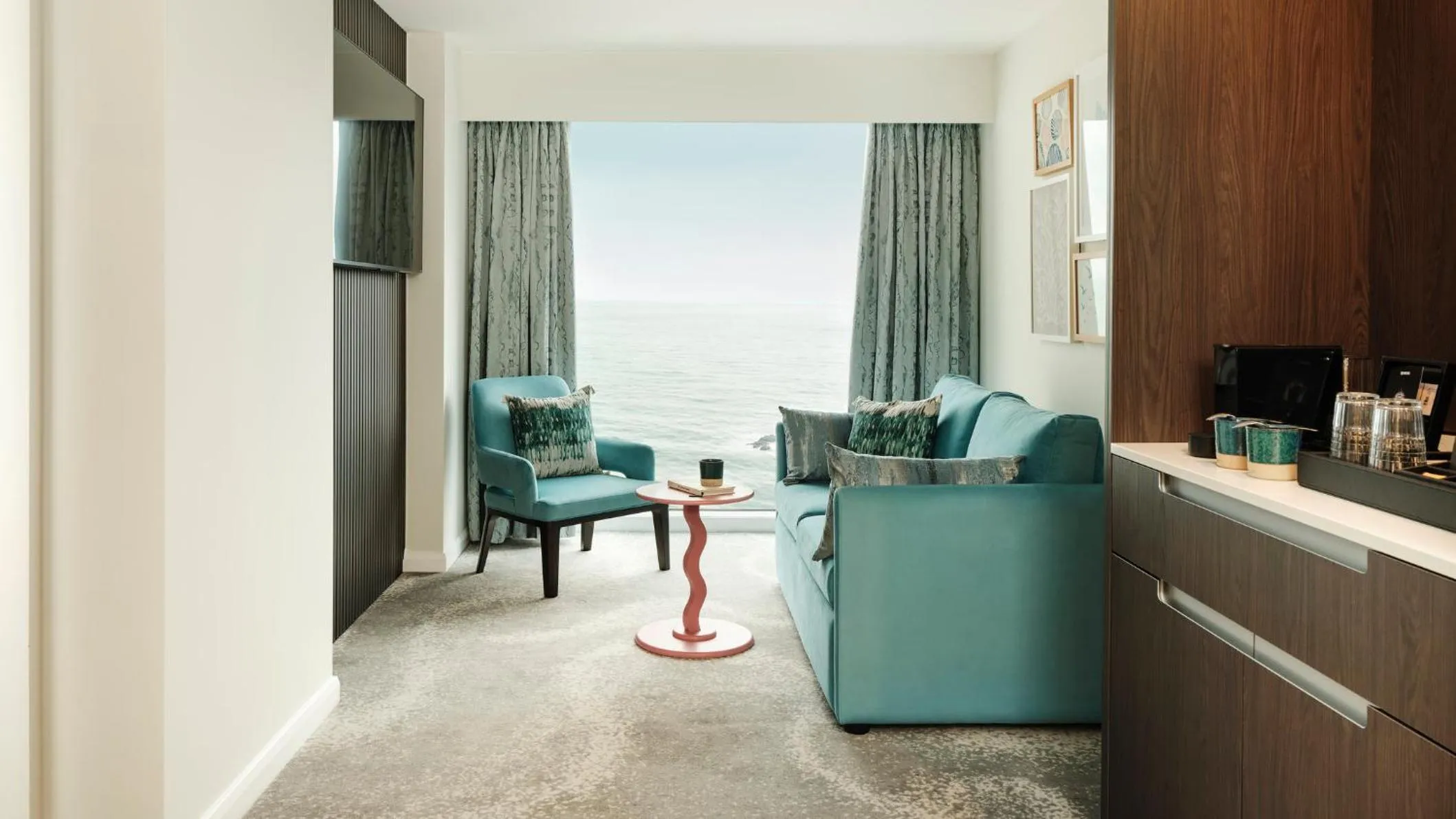 Photo of the whole room in Hotel Indigo Torquay, By IHG