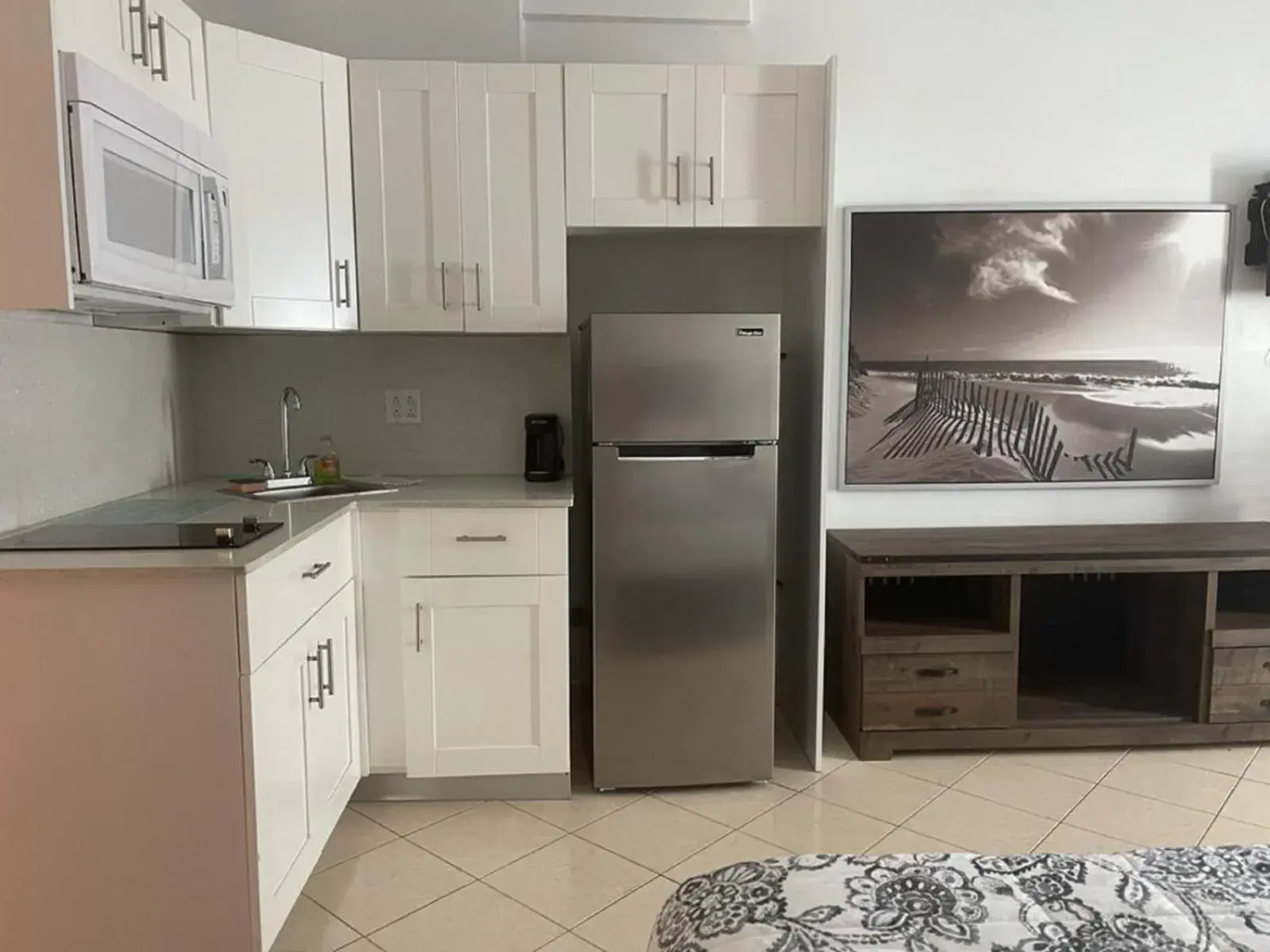 Ocean Front Casablanca Studios with FULL KITCHENS & Beach access By BL Rentals Ocean Front Casablanca Studios with FULL KITCHENS & Beach access By BL Rentals