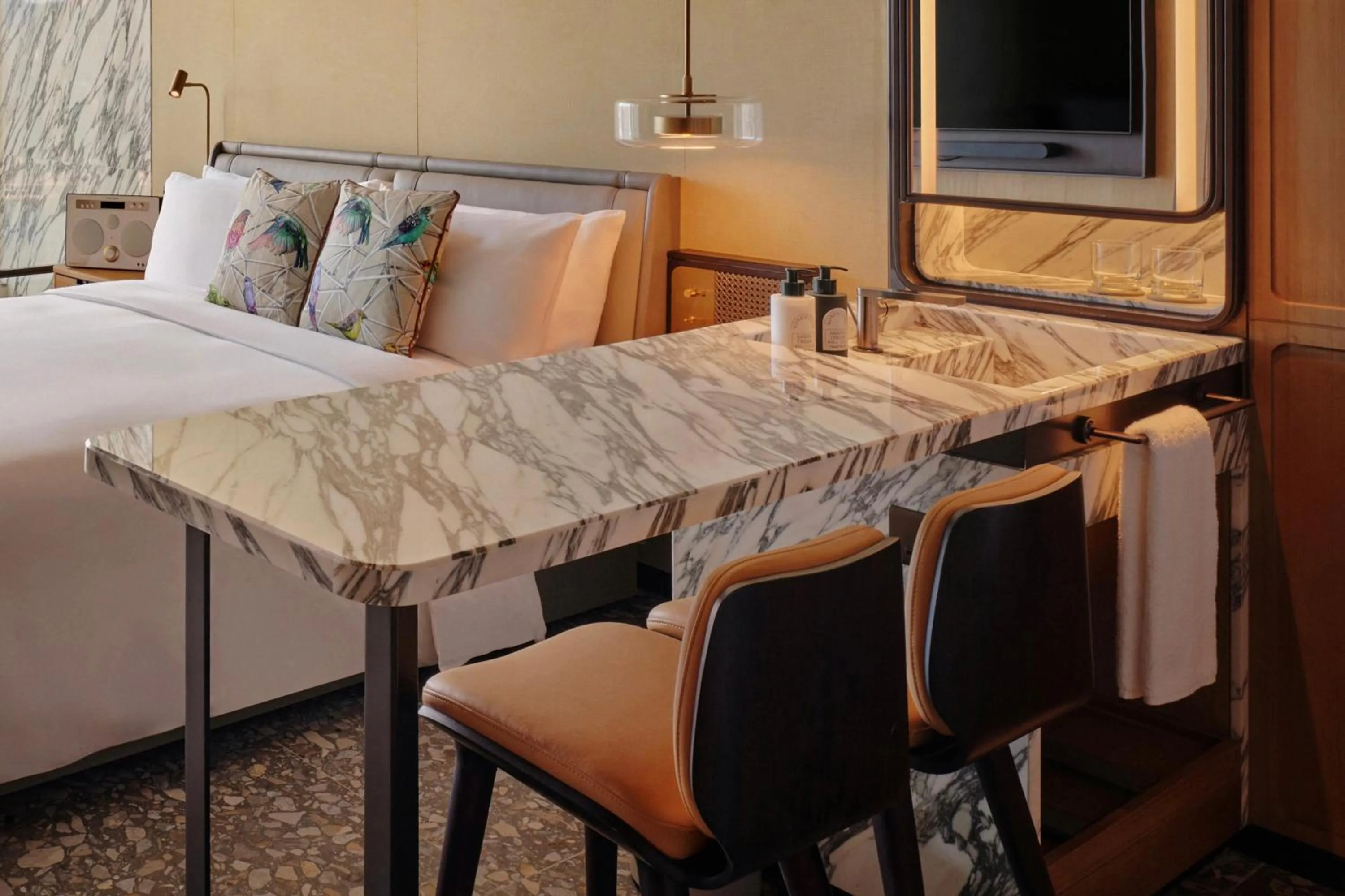 Photo of the whole room, Bed in Kimpton Tsim Sha Tsui Hong Kong