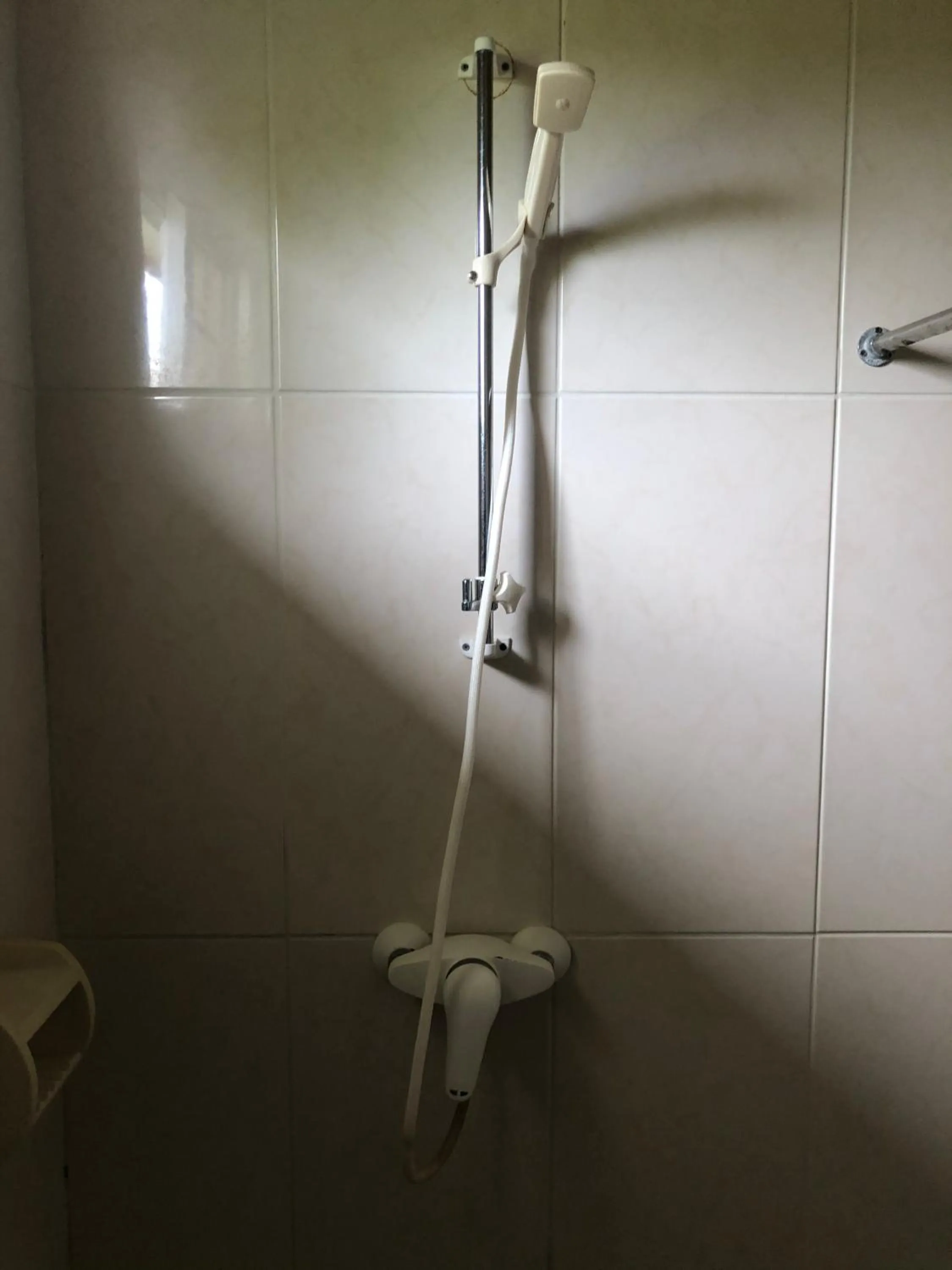 Hotel Bar Restaurant Emergency 911 STO LK GROUP