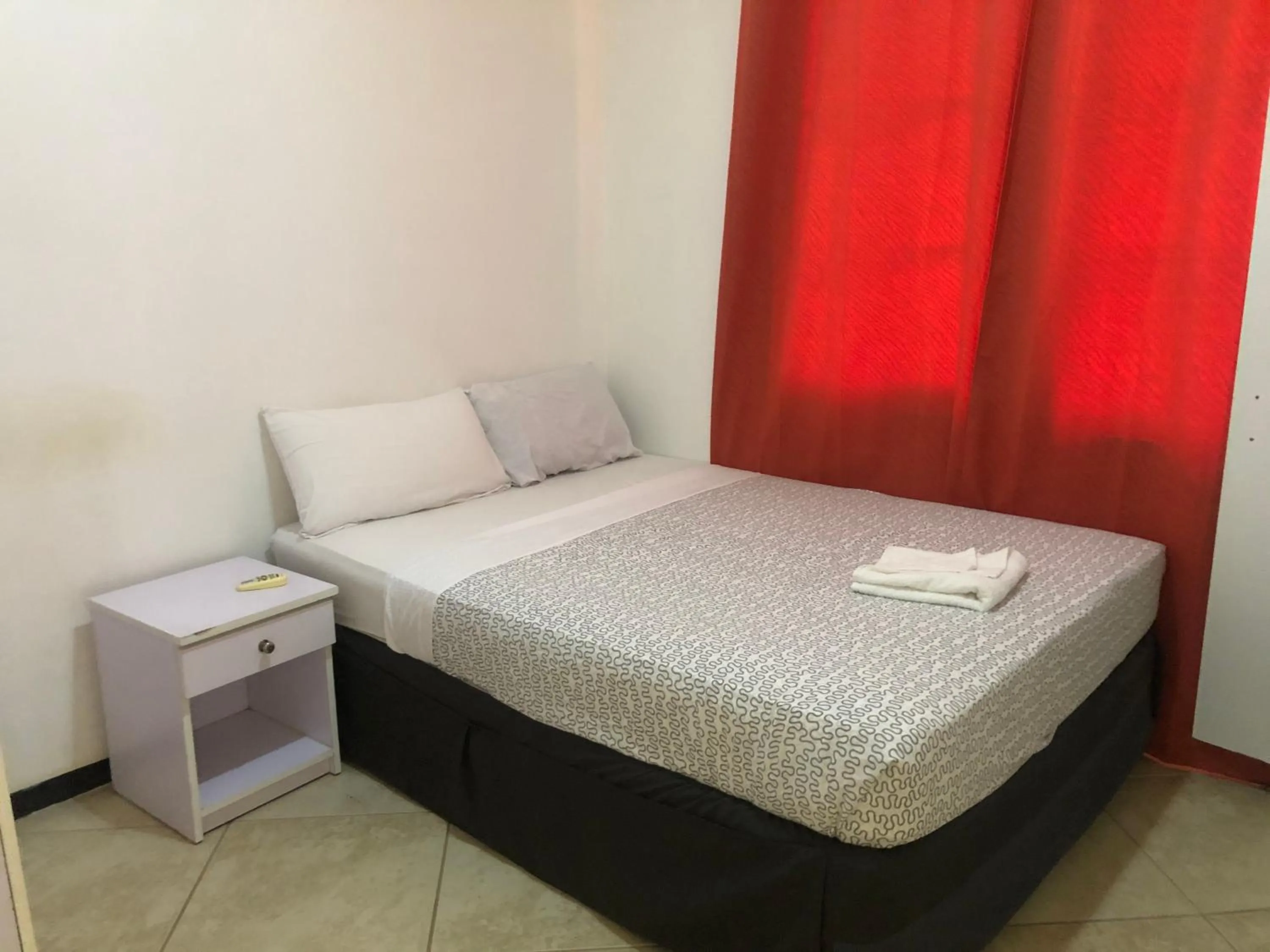 Bed in Hotel Bar Restaurant Emergency 911 STO LK GROUP