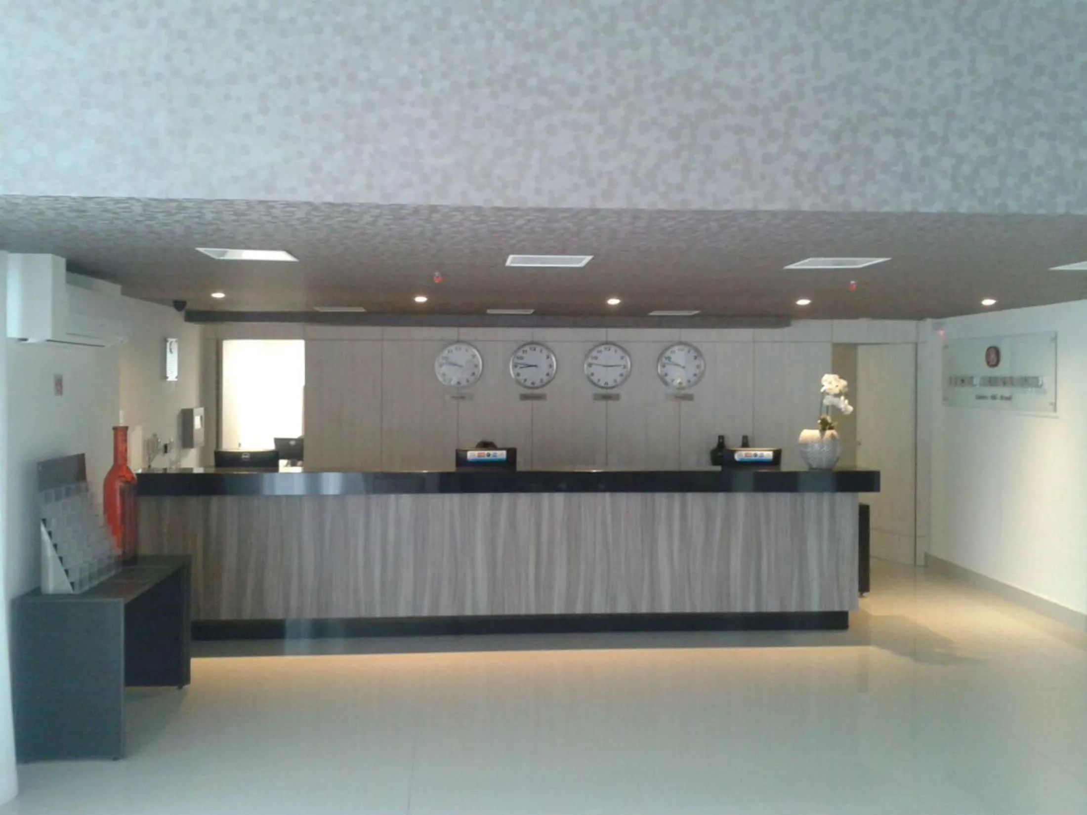 Lobby or reception in IT Itabira Hotel