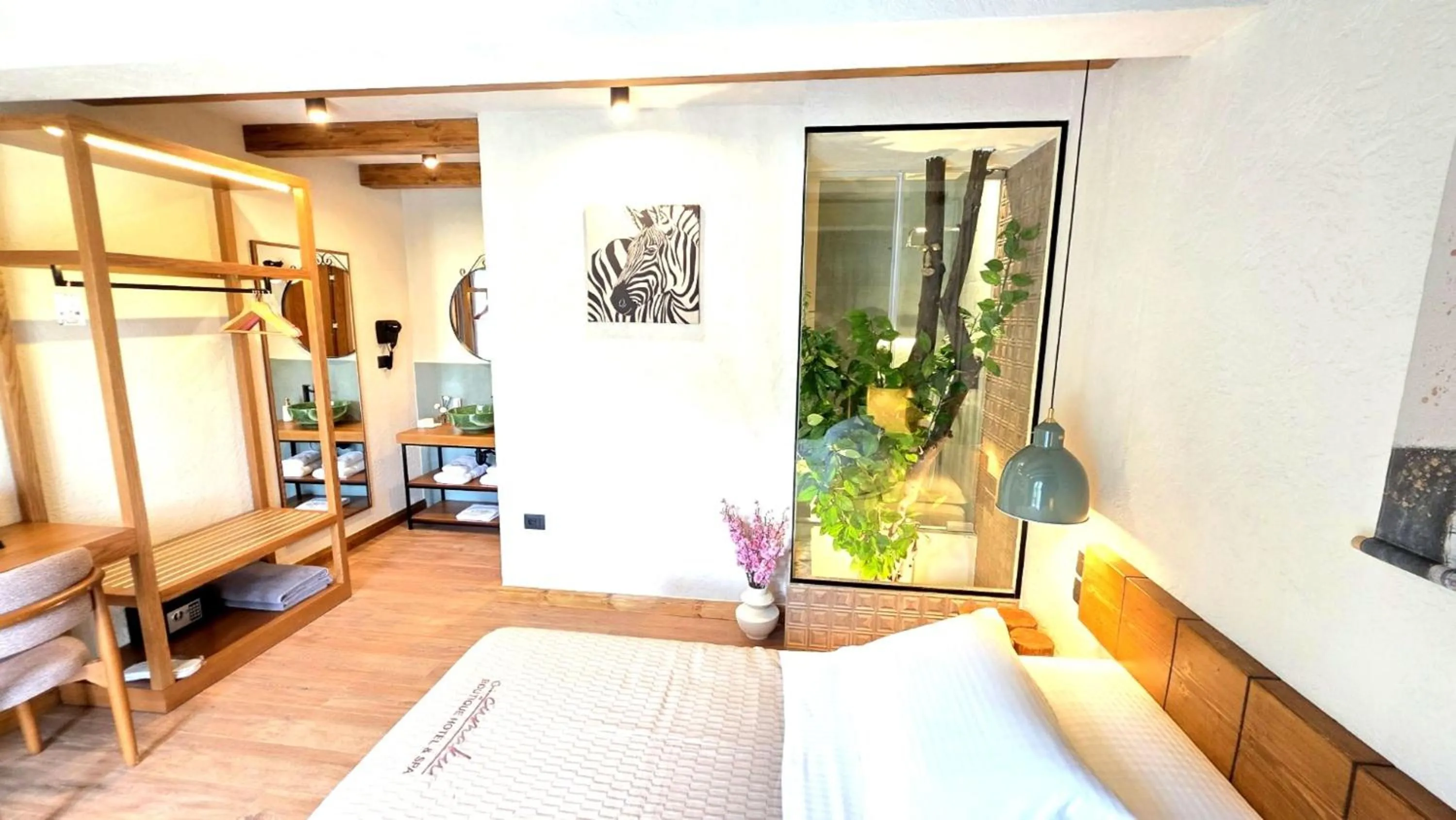 Superior Double Room with Balcony  - single occupancy in Cumaku Boutique Hotel & Spa