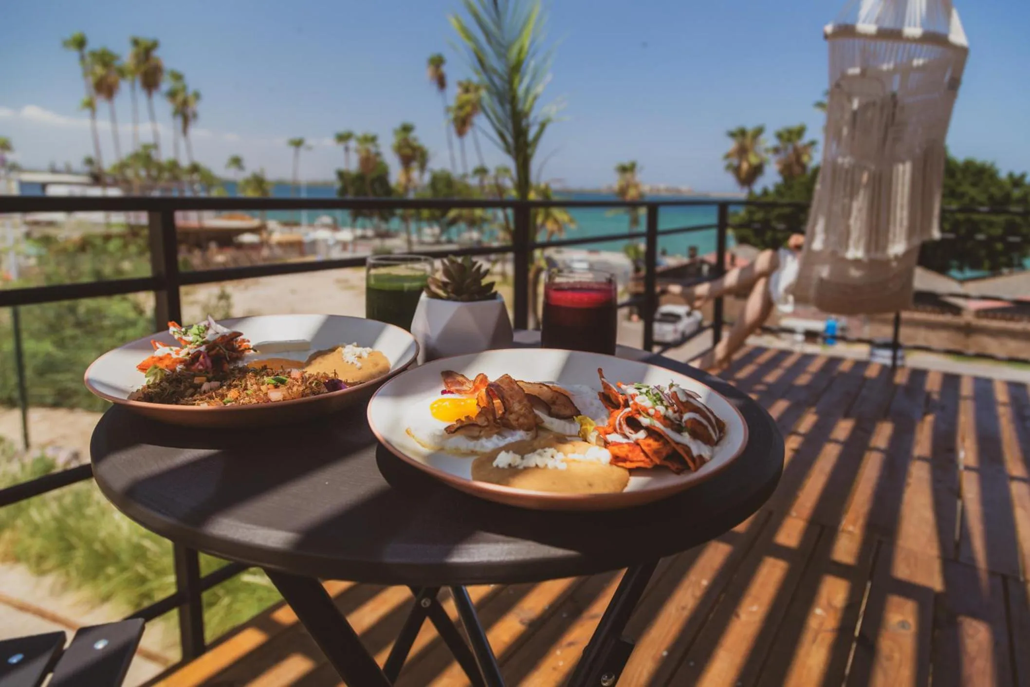 Day in InHouse Glamping Hotel La Paz