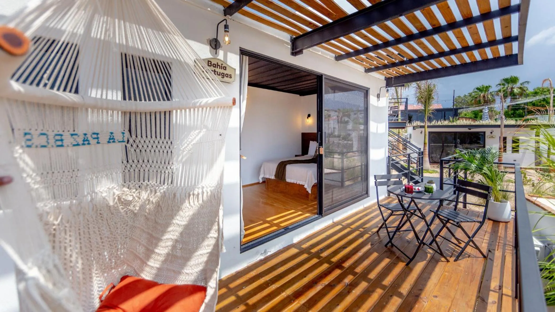 Day in InHouse Glamping Hotel La Paz